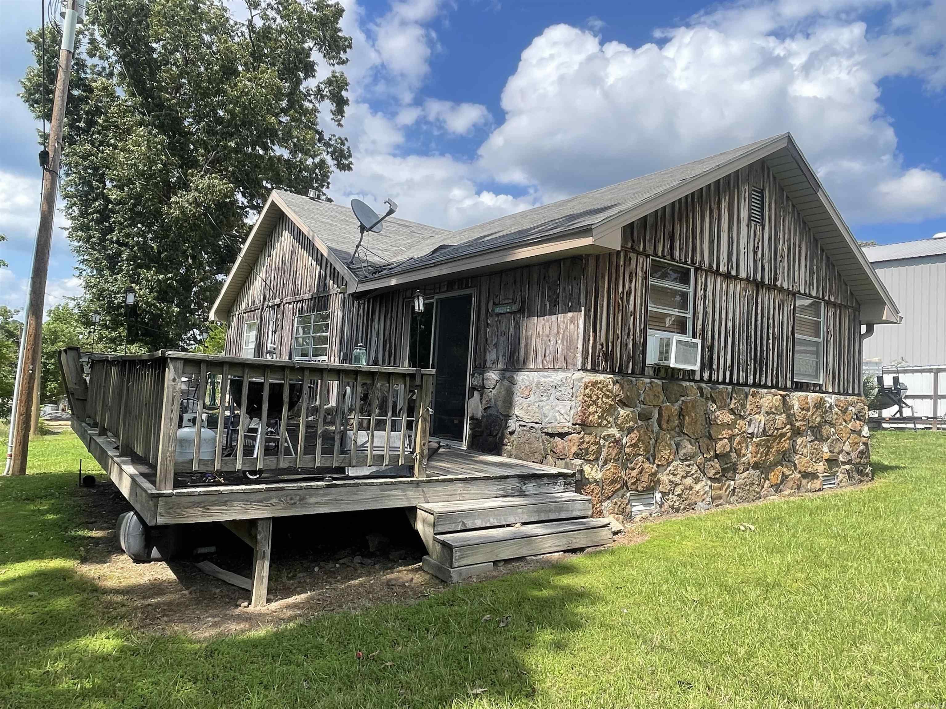 55 Hickory St.  Higden, AR