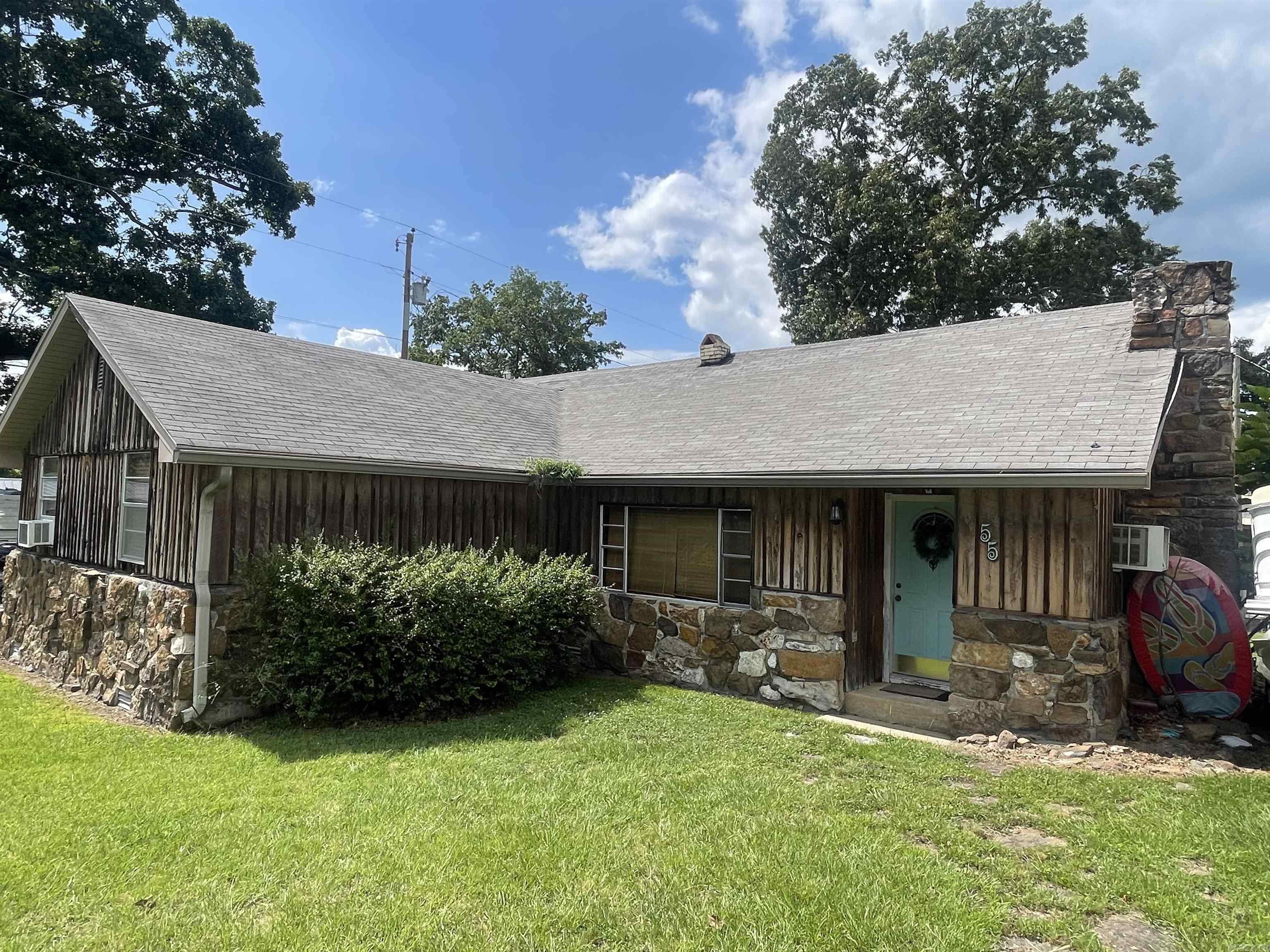 55 Hickory St.  Higden, AR