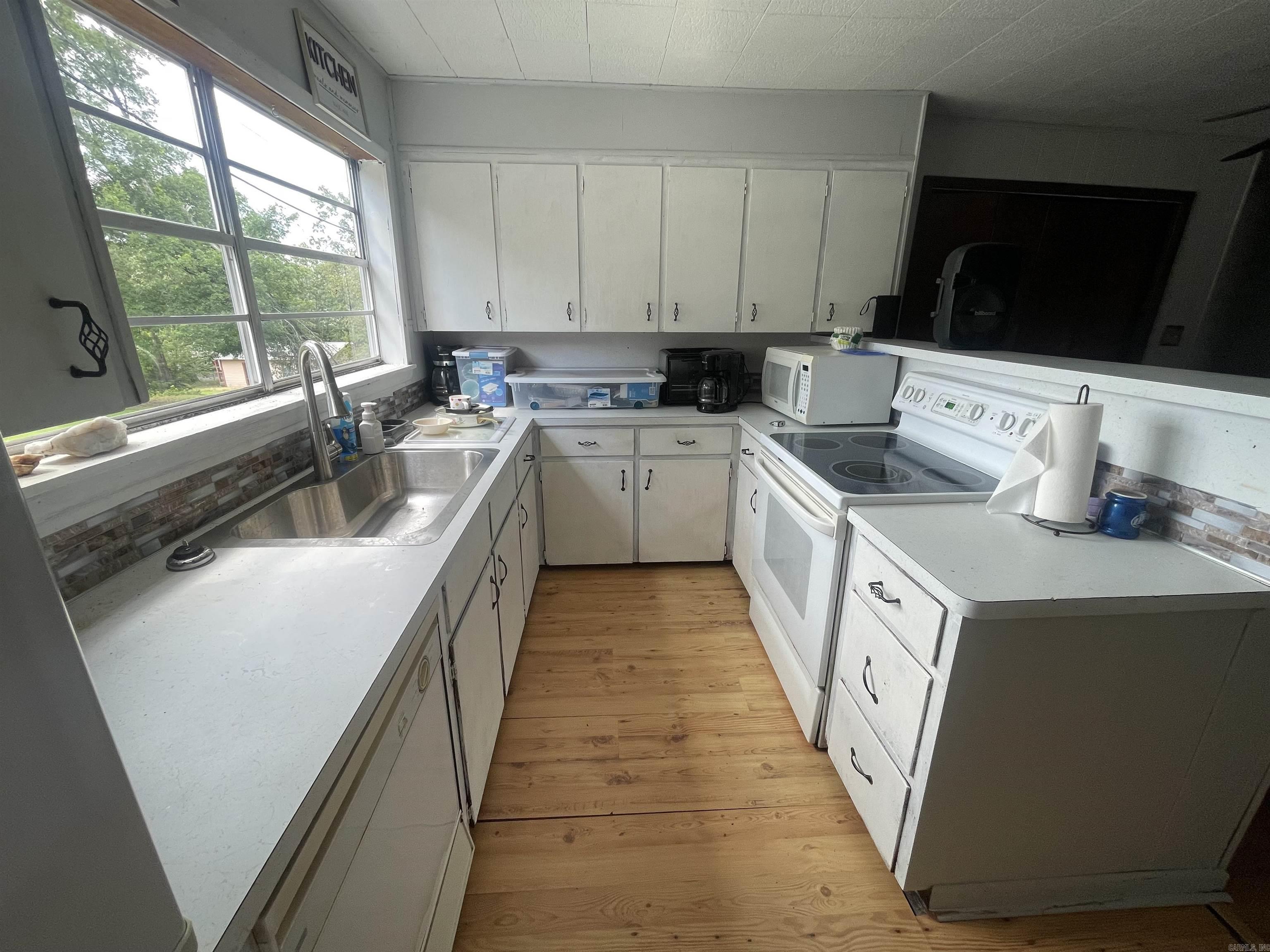 55 Hickory St.  Higden, AR