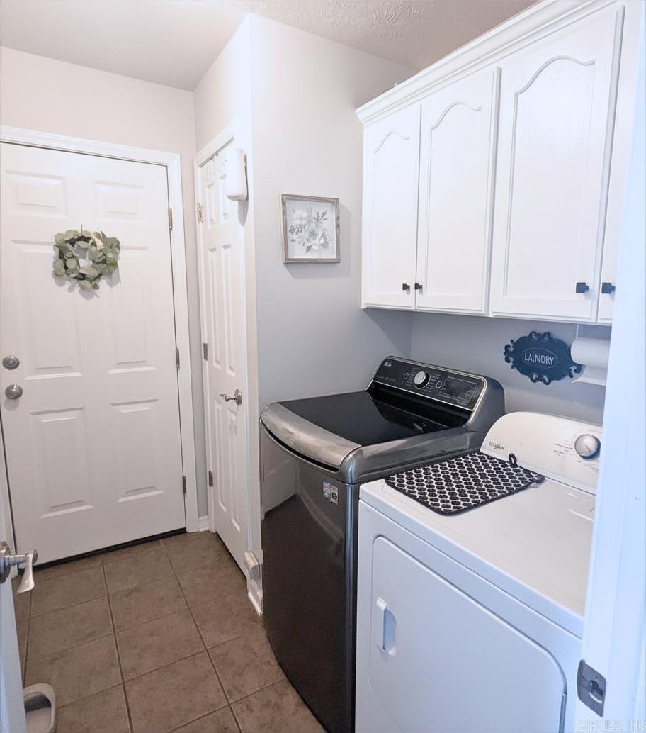 12 Sarah  Greenbrier, AR