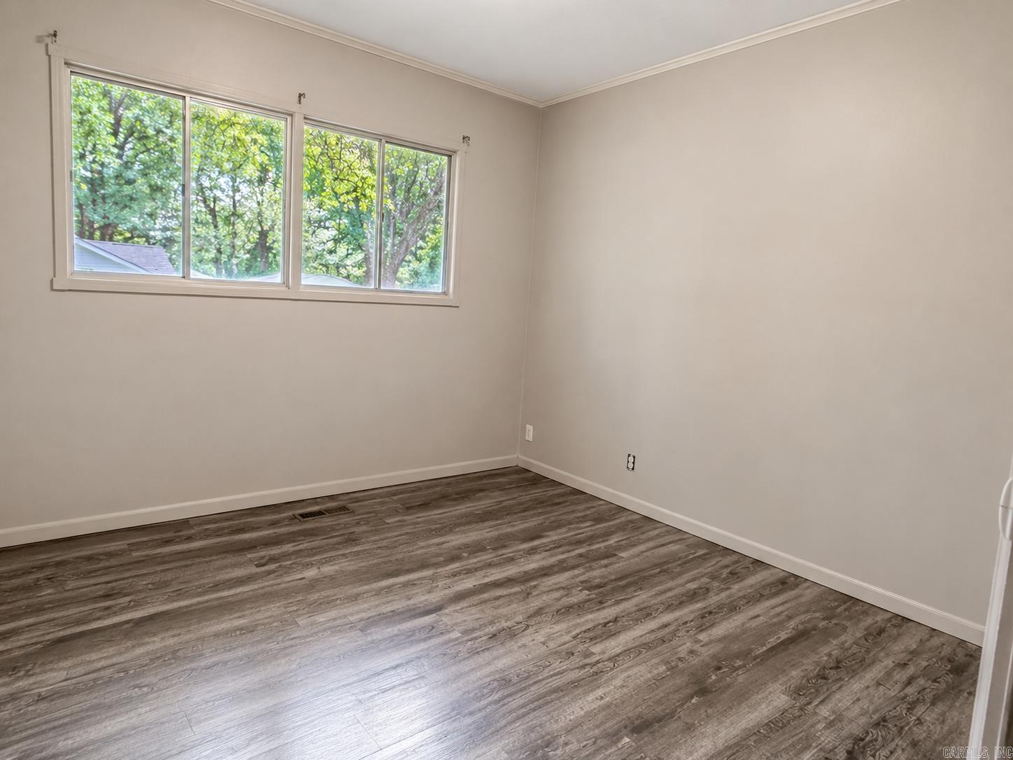 1812 James  Jonesboro, AR