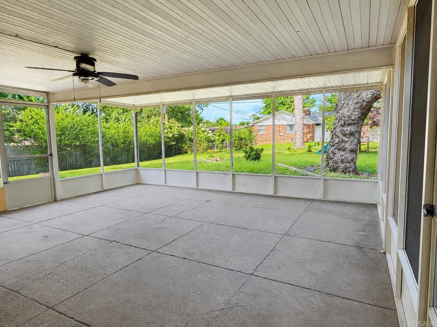 1812 James  Jonesboro, AR