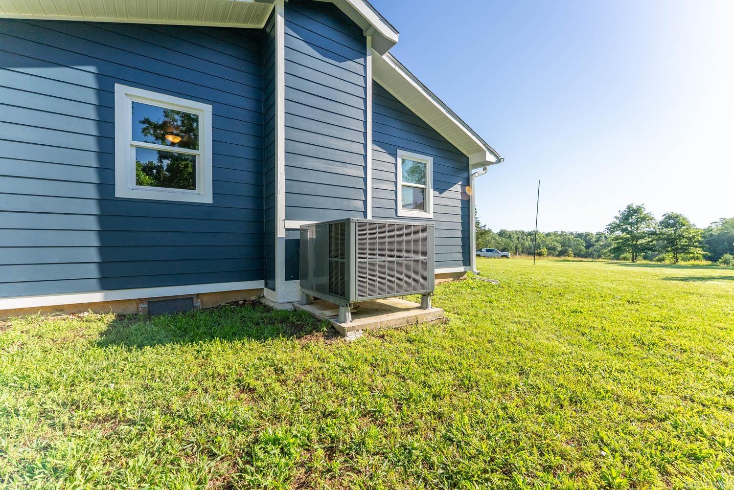 3338 County Road 322  Koshkonong, MO