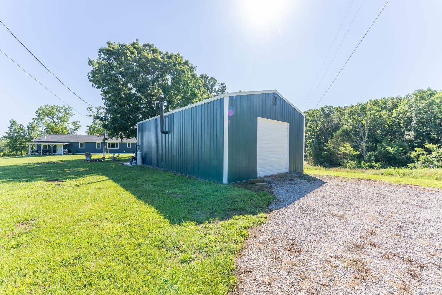 3338 County Road 322  Koshkonong, MO