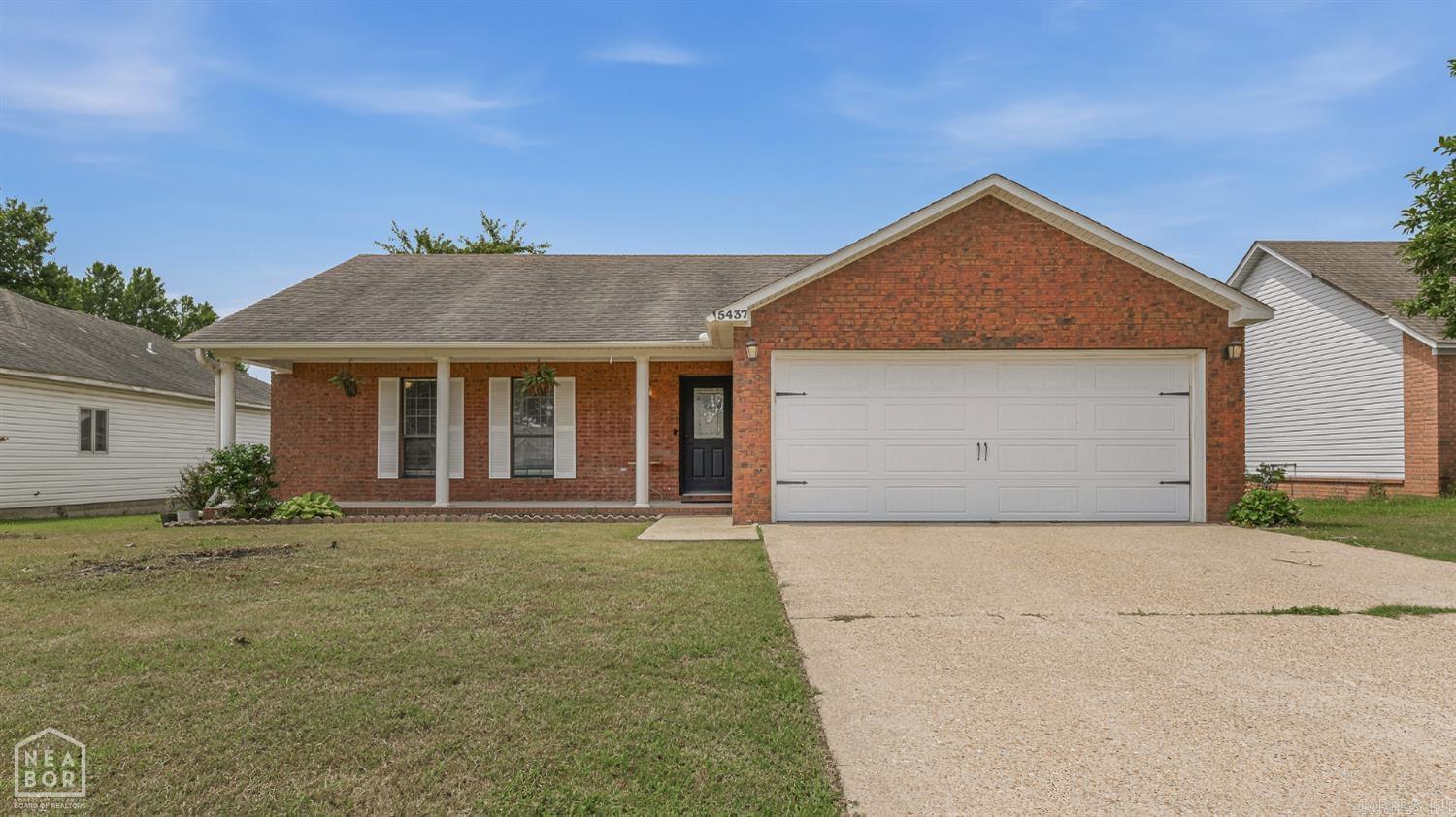 5437  Summer  Jonesboro, AR