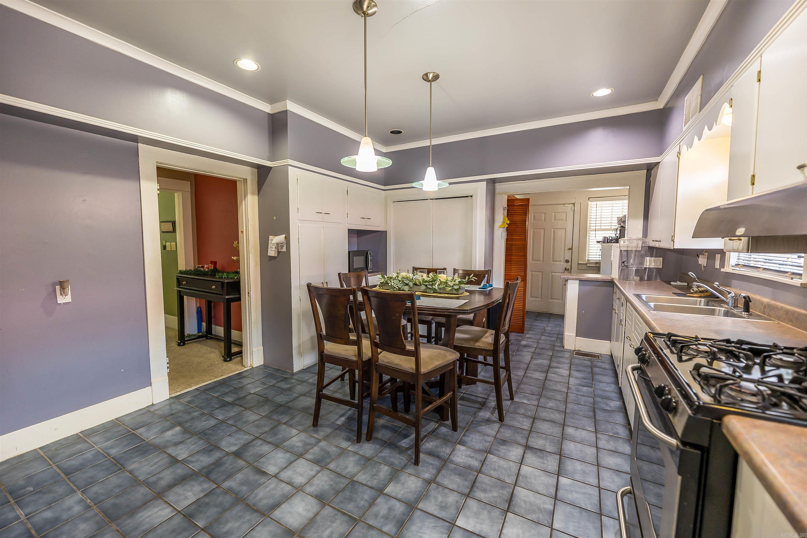 206 S Newton  El Dorado, AR