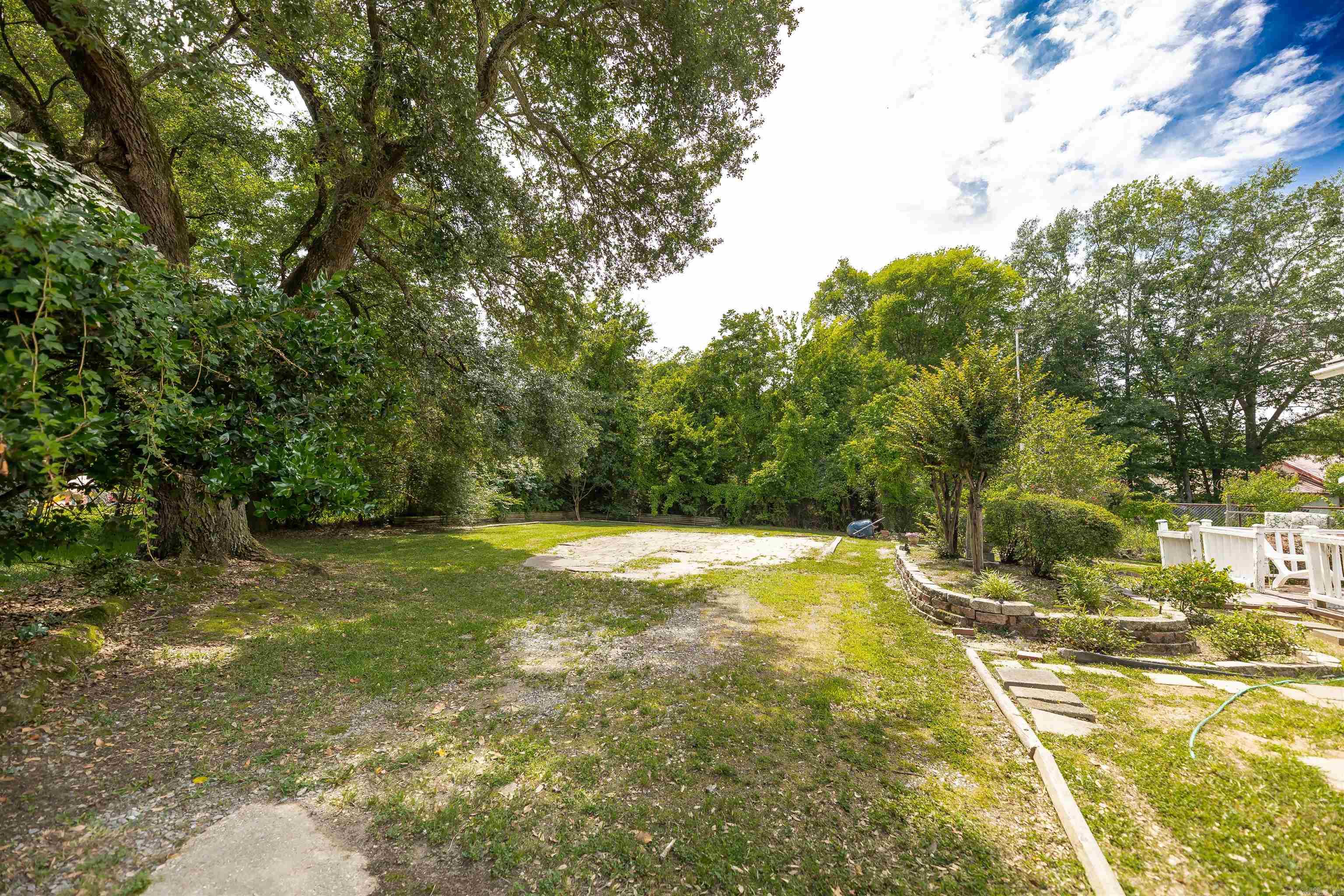 206 S Newton  El Dorado, AR