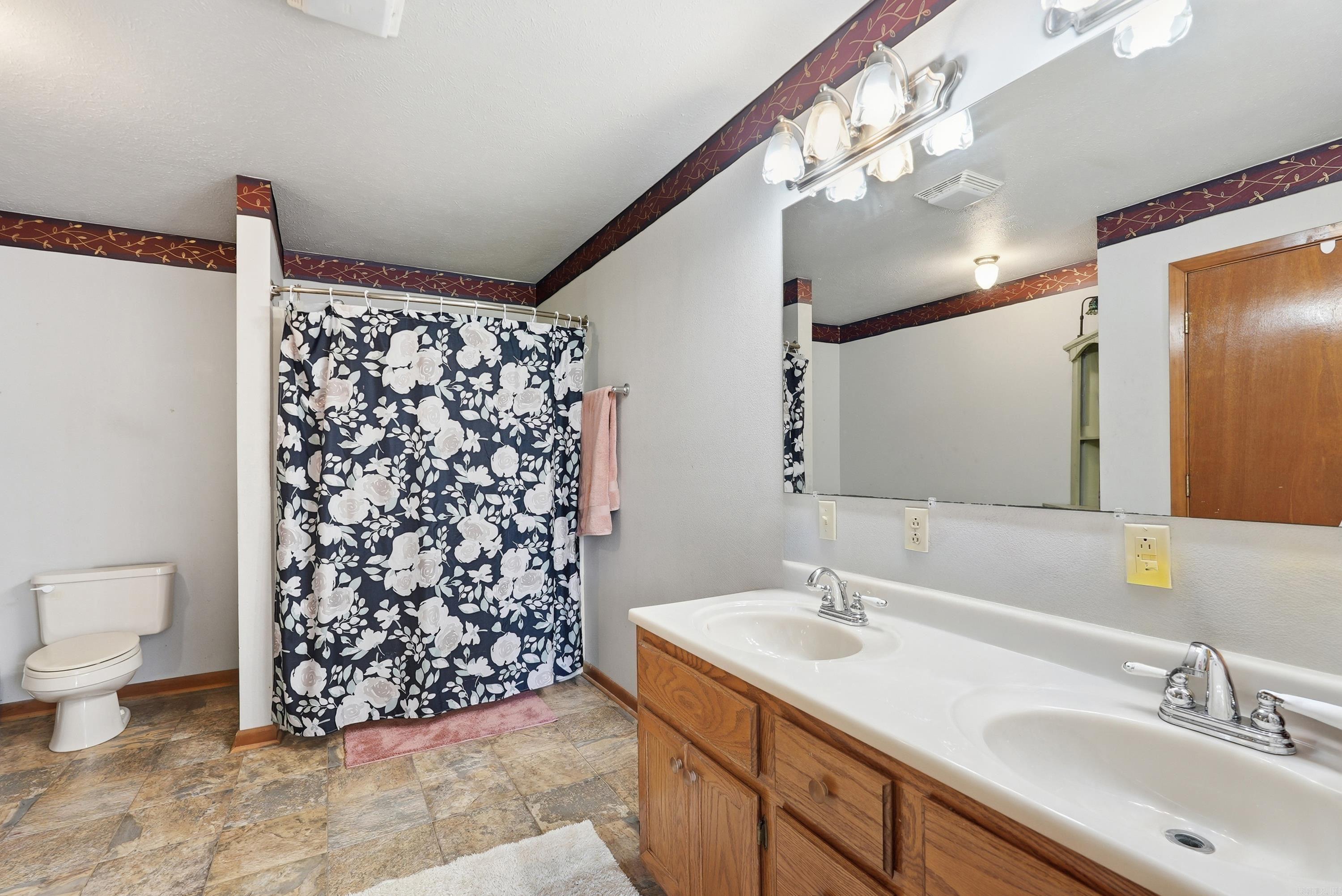 121 Arkansas  Rose Bud, AR