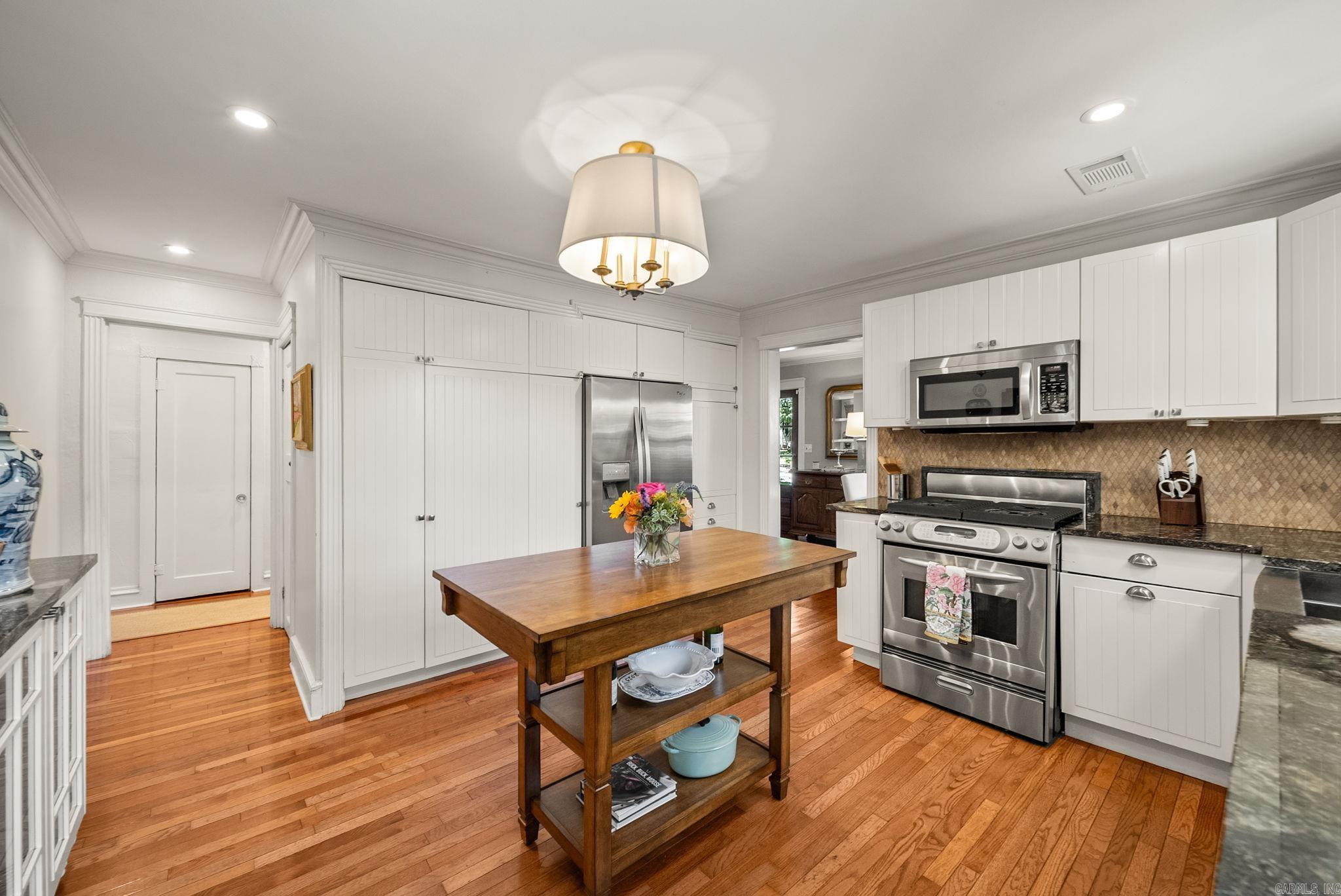 1810 N McKinley  Little Rock, AR