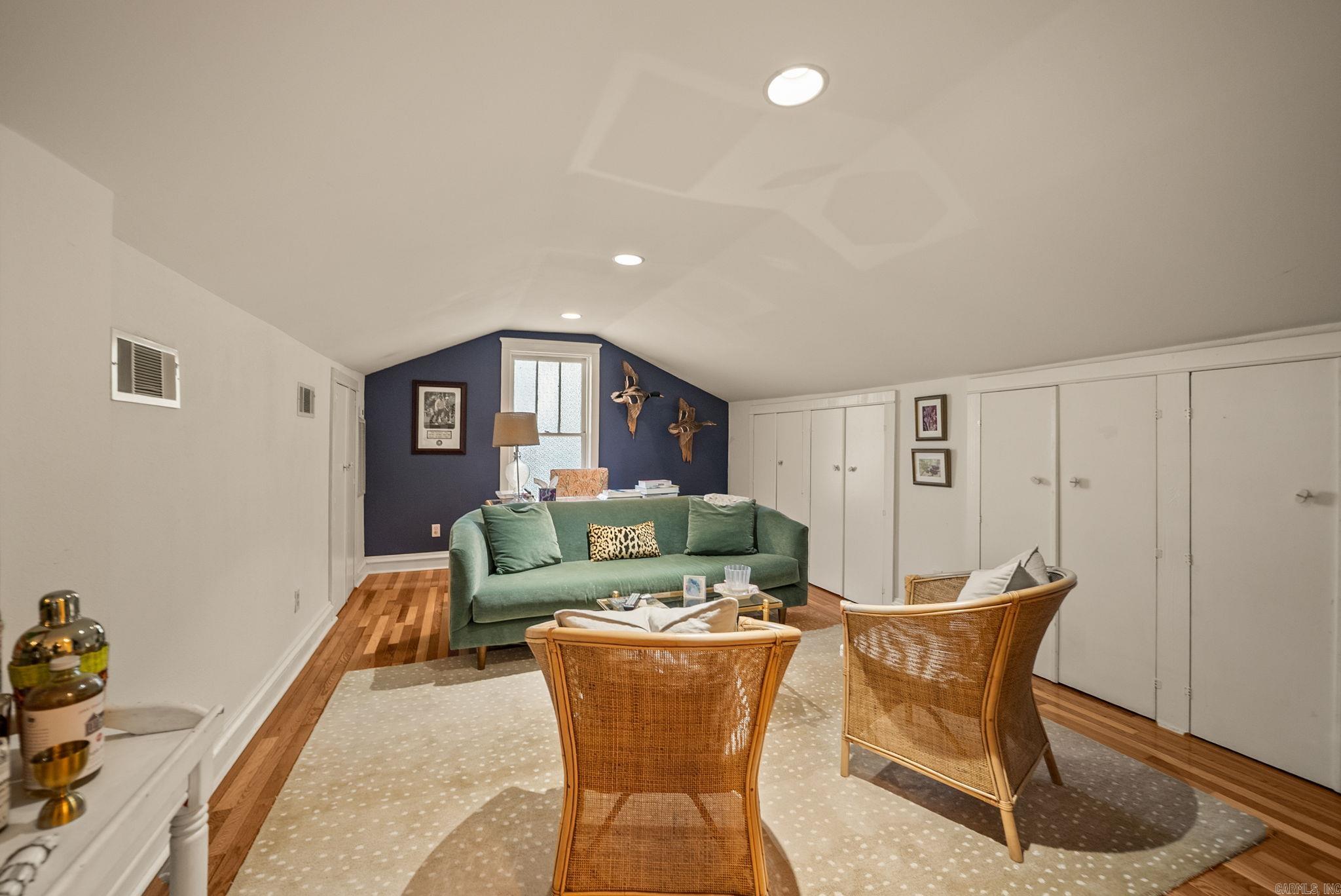 1810 N McKinley  Little Rock, AR