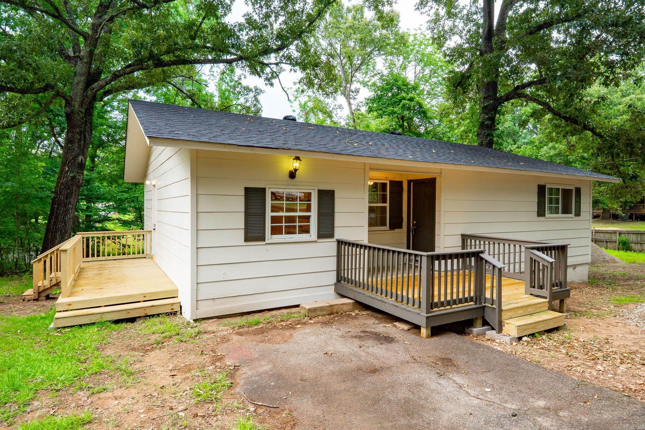 6823 Foxfire  Benton, AR
