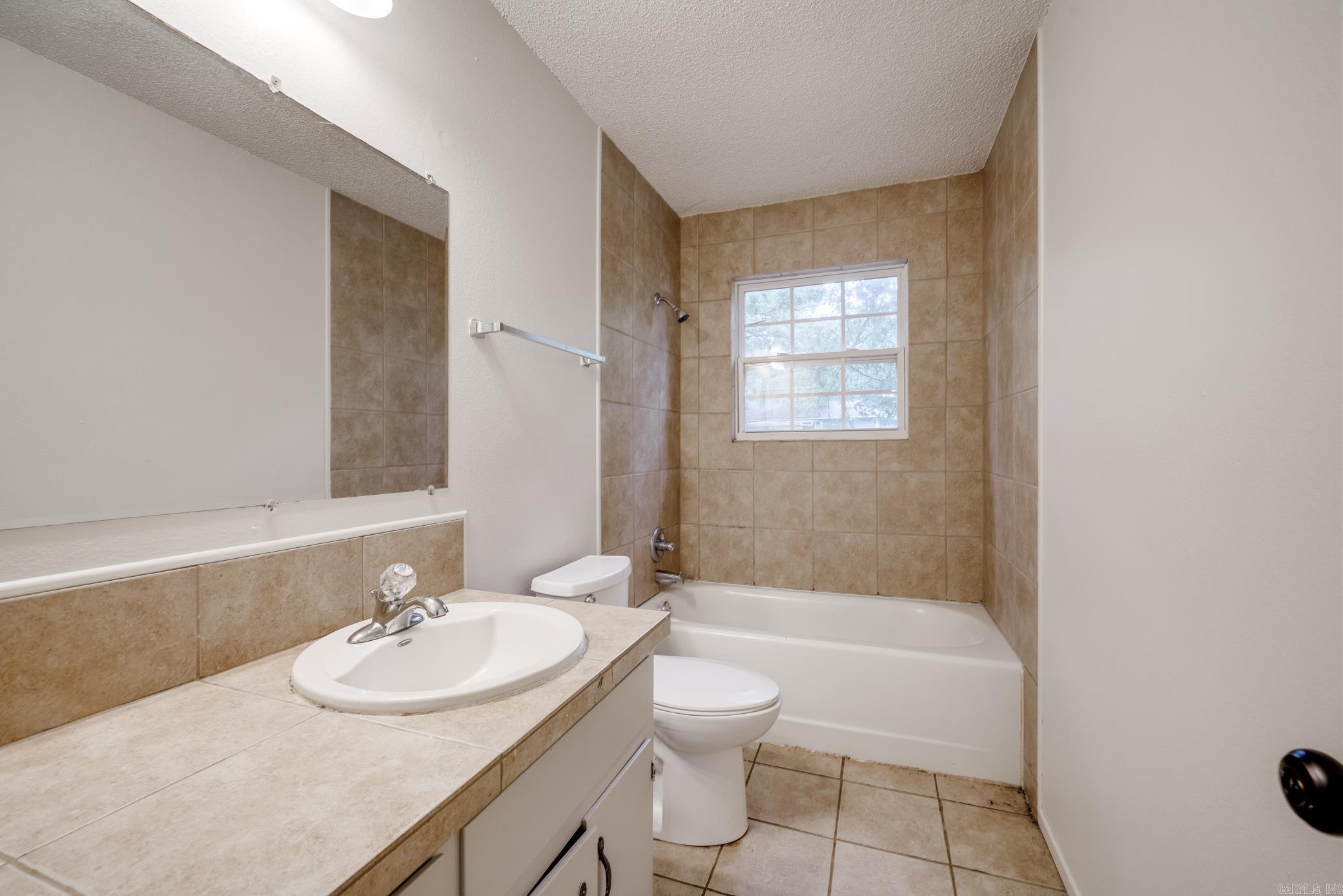 6823 Foxfire  Benton, AR
