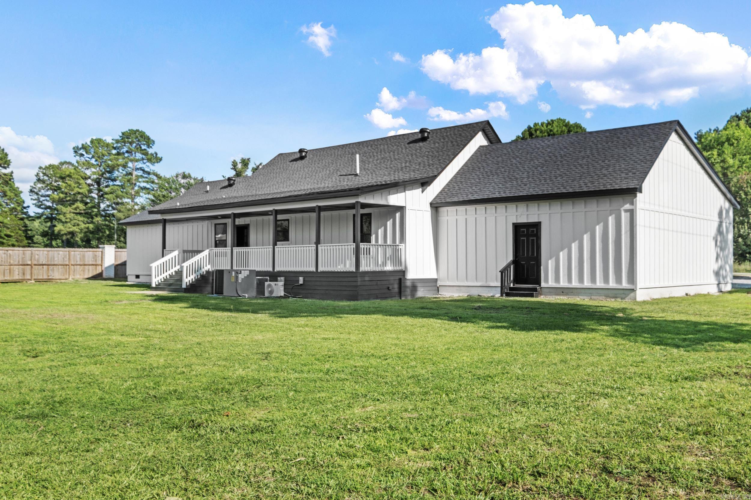 264 Smith  Searcy, AR