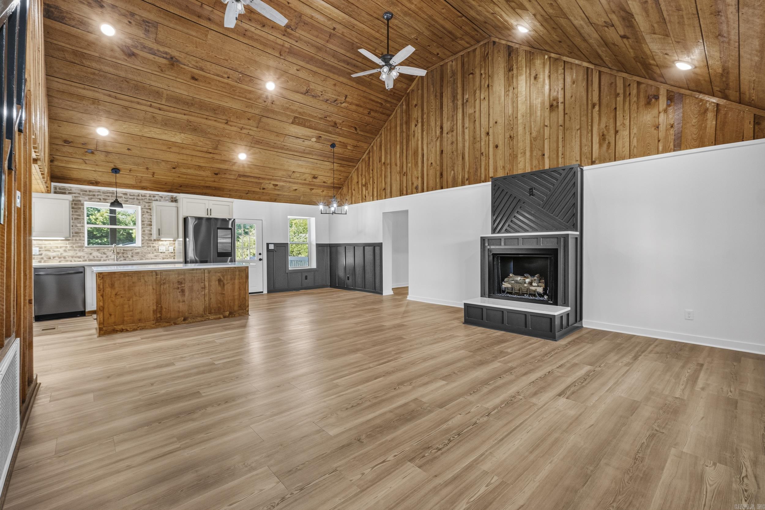 264 Smith  Searcy, AR