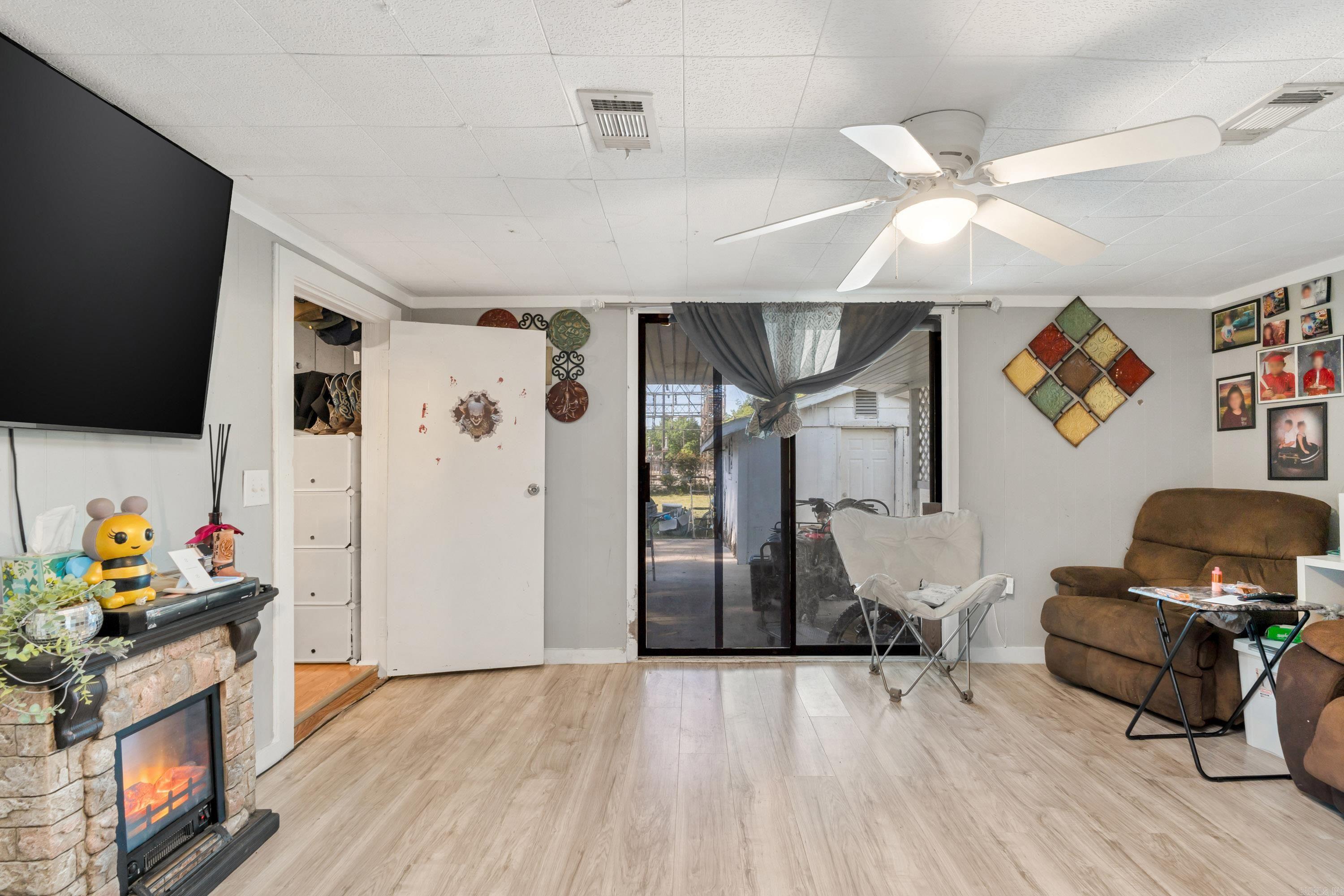 803 E Main  Paragould, AR