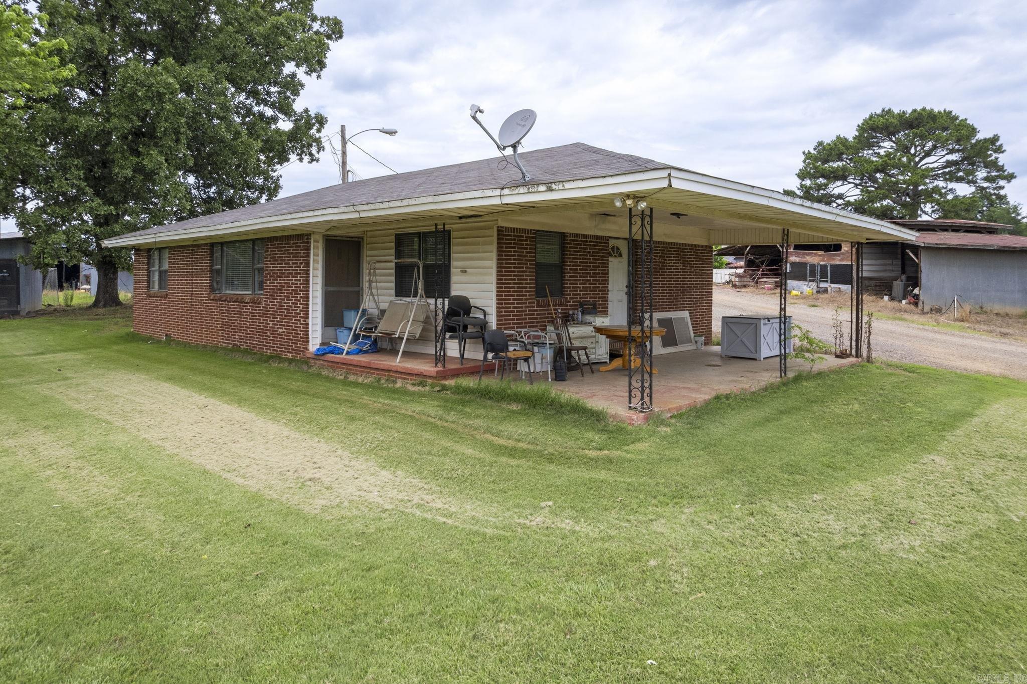 815 Old County Road N  Plainview, AR