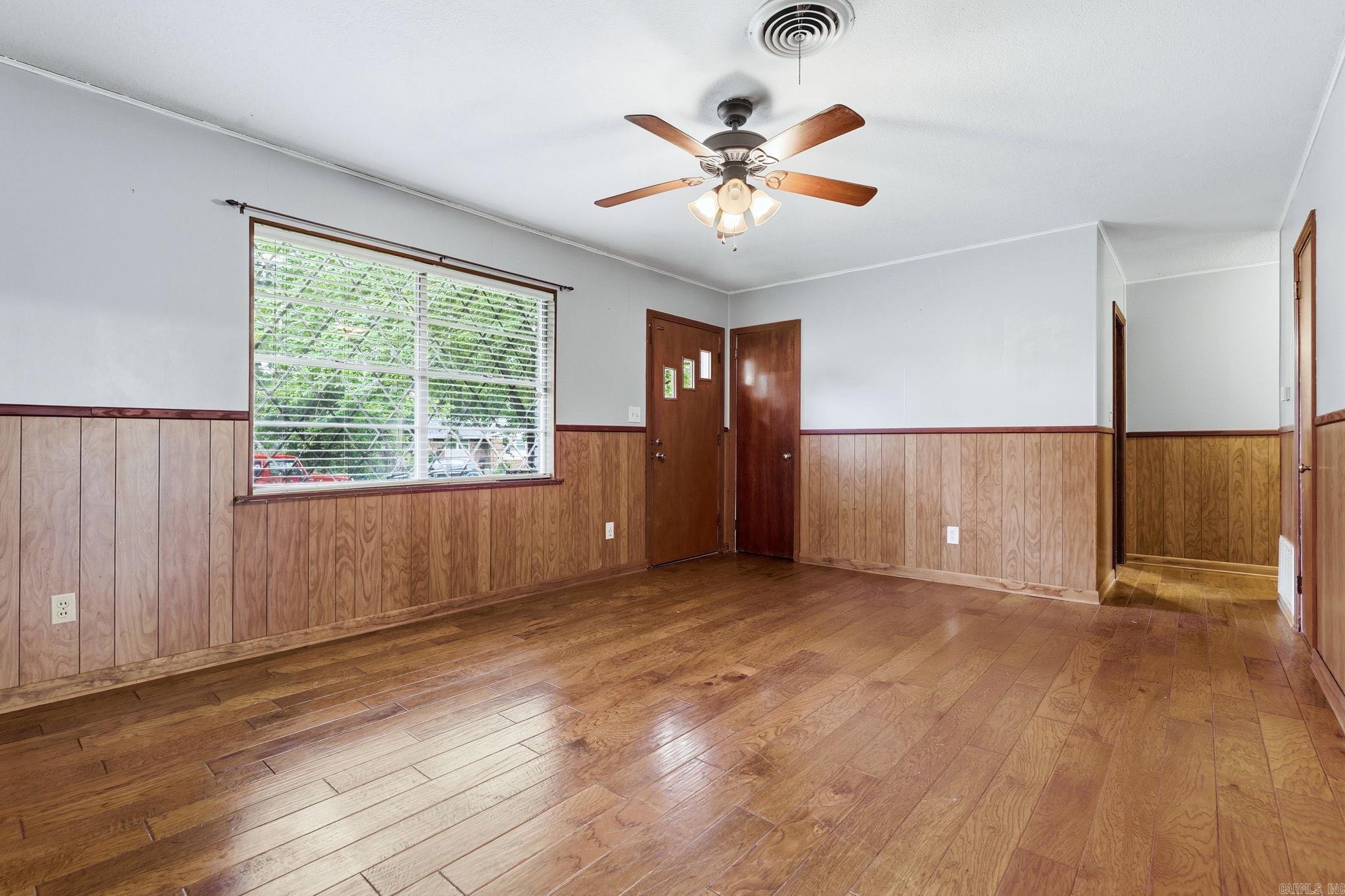 2515 N LAKEVIEW  Benton, AR
