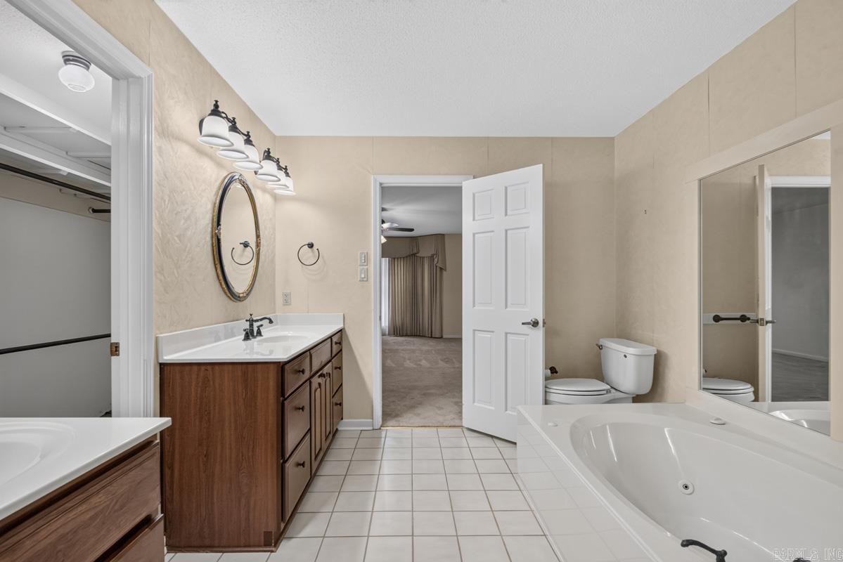 114 Illinois Bayou Drive Sherwood, AR 72120