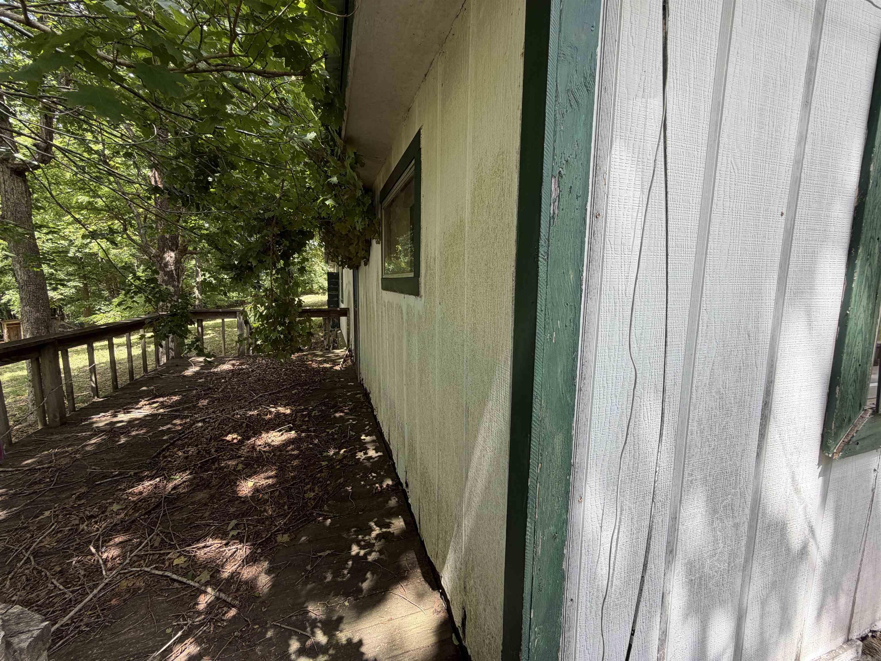 1300 HC 33  Compton, AR