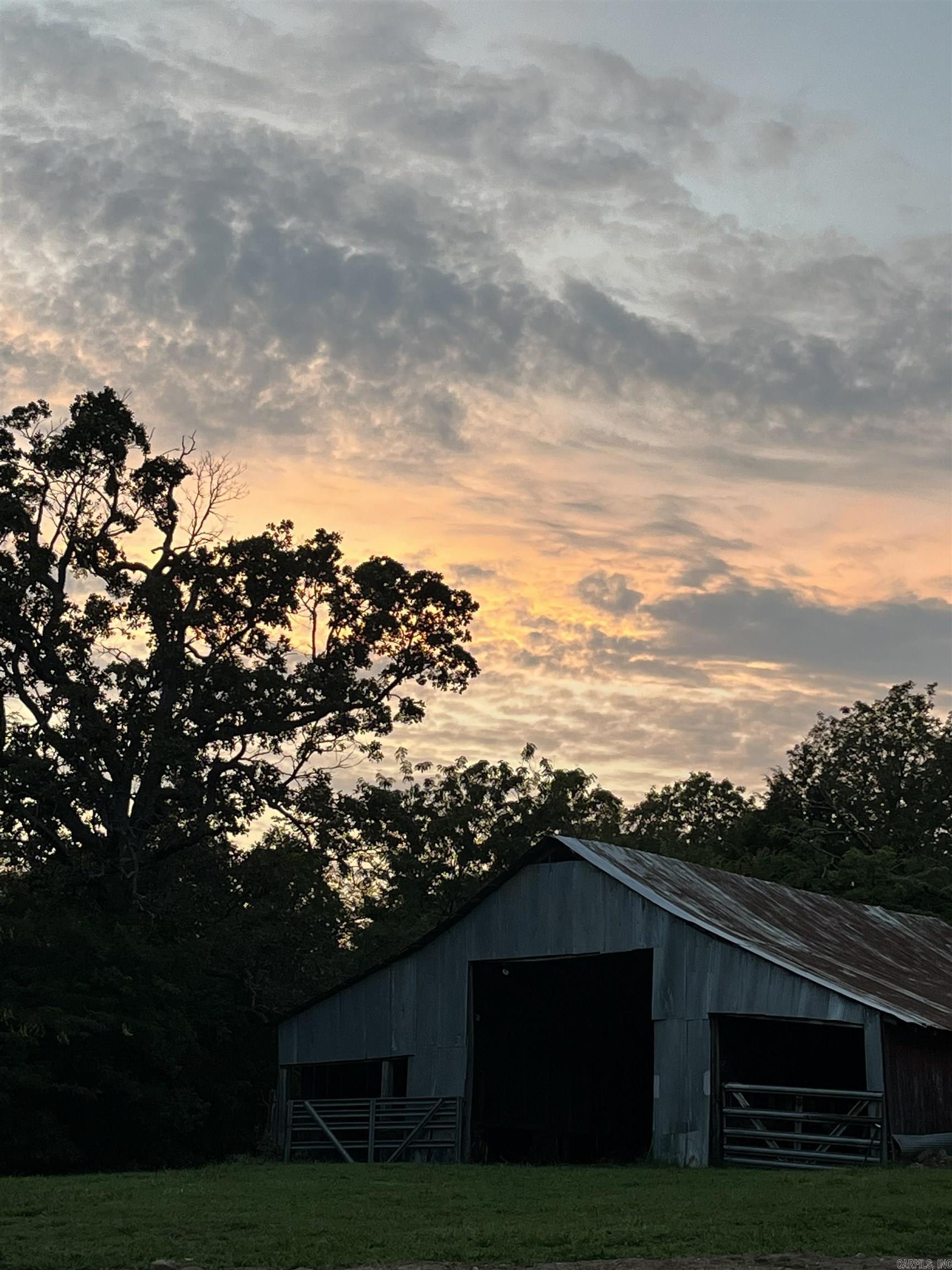 564 Rattlesnake  Marshall, AR