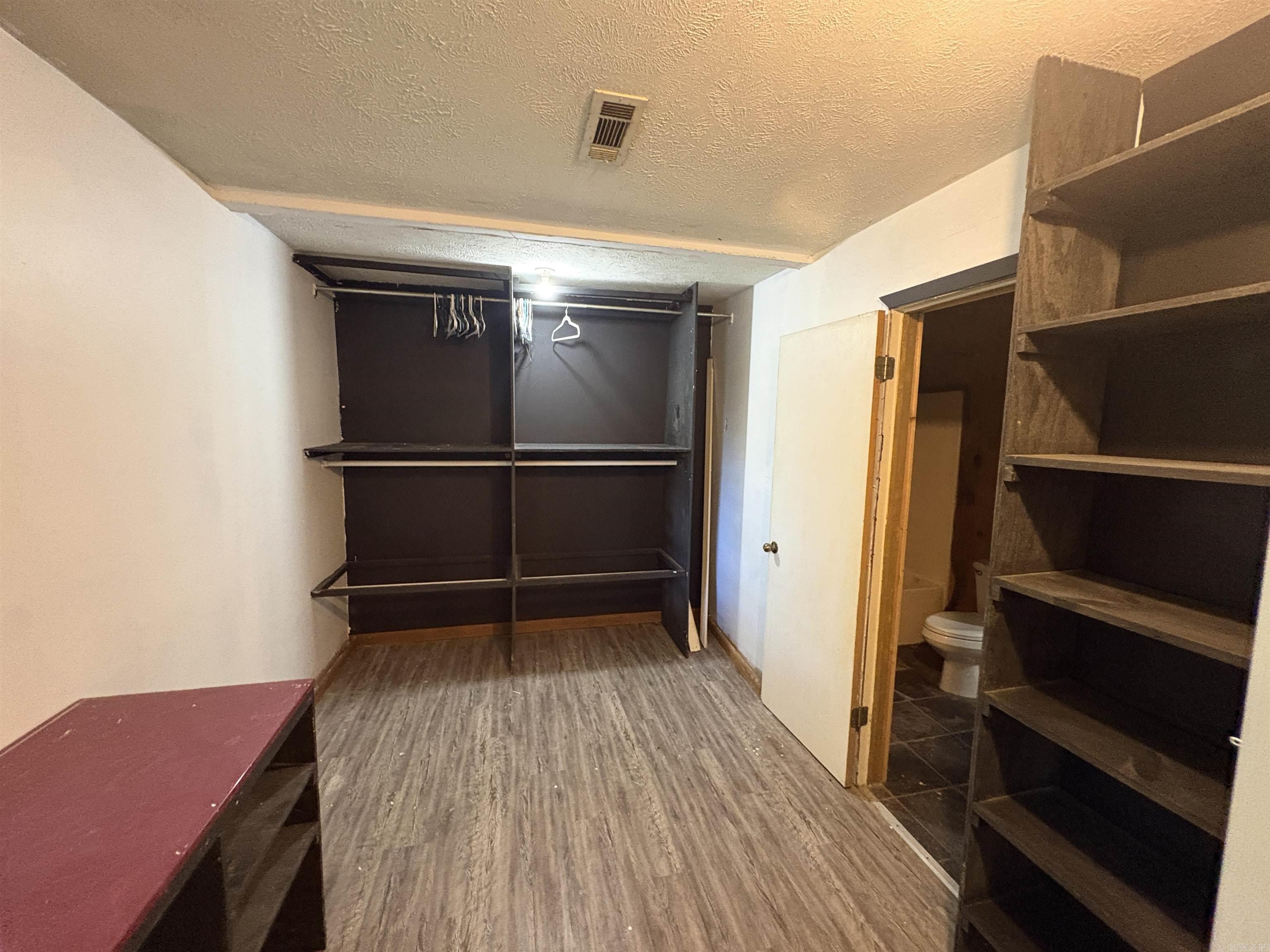 5085 367 Highway N.  Bradford, AR