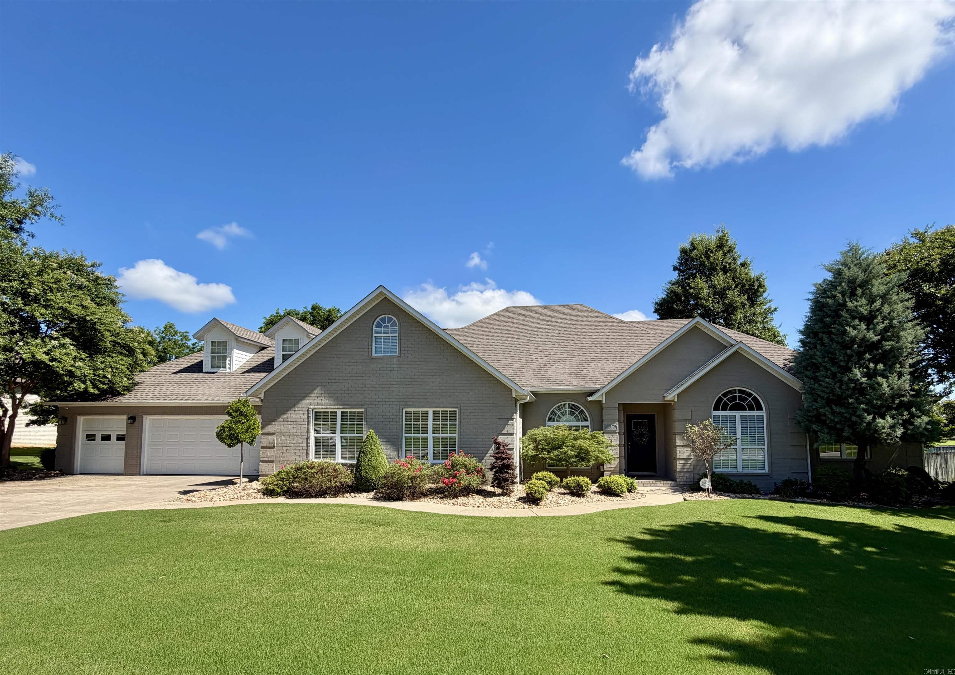 3 Victor  Paragould, AR