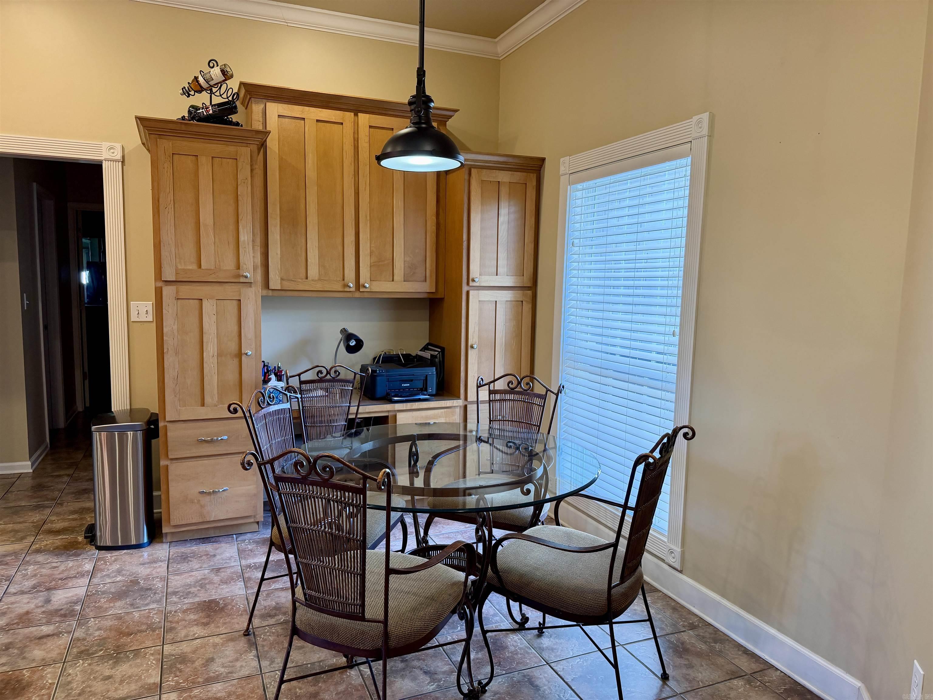 3 Victor  Paragould, AR