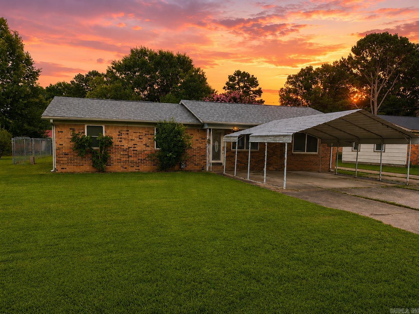 175 Maple  Kensett, AR