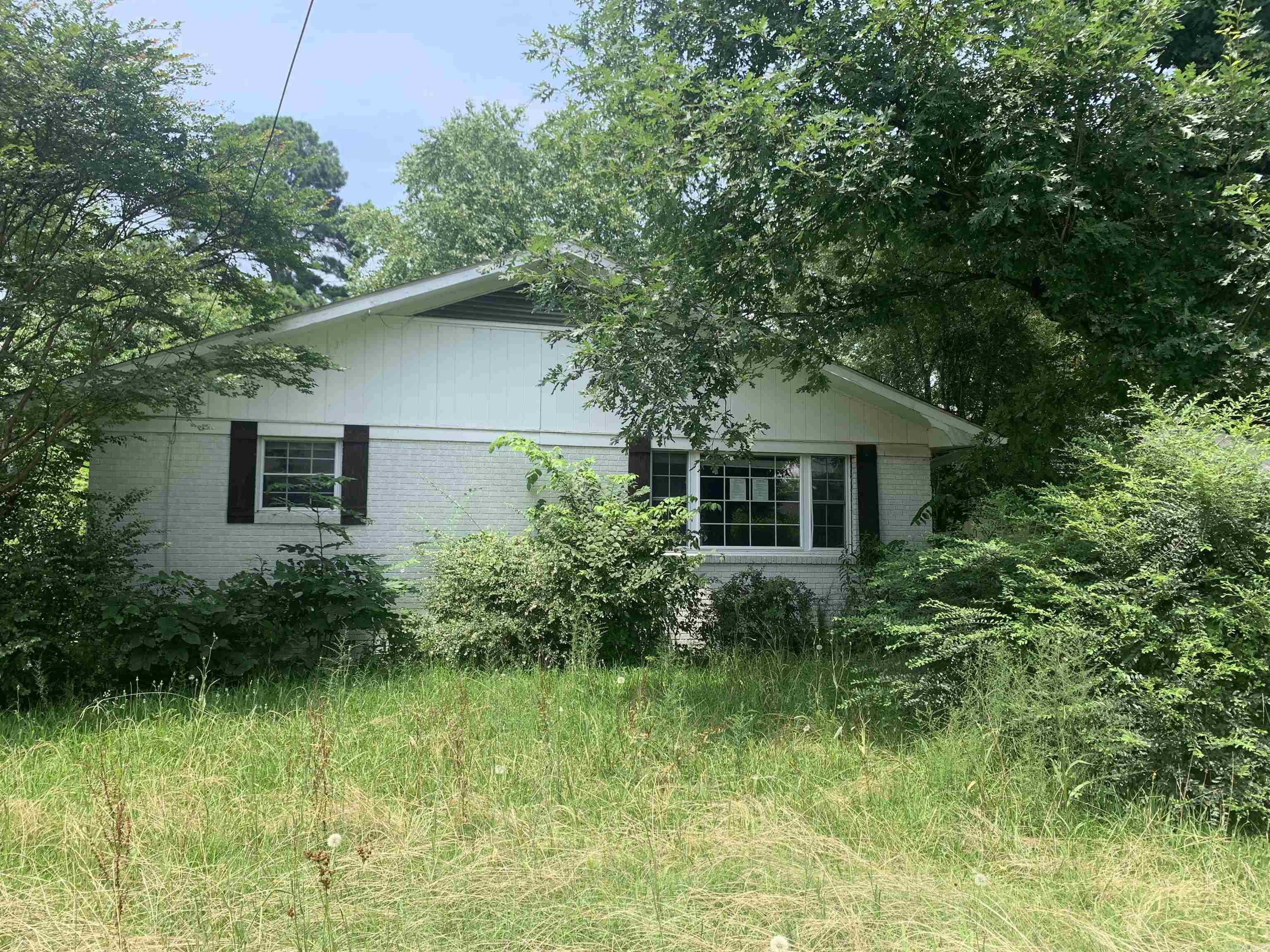 514 W Maxwell  DeWitt, AR
