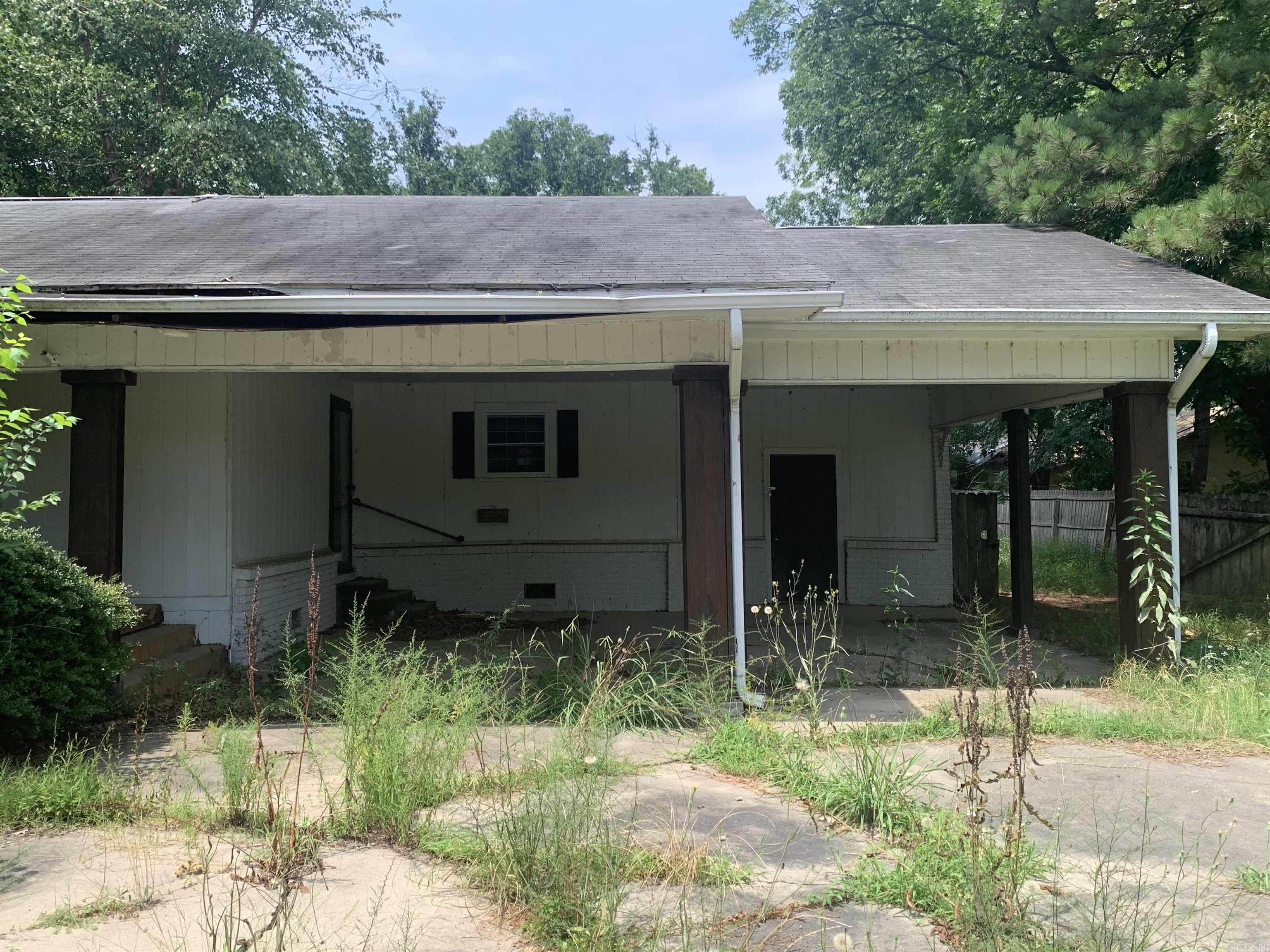 514 W Maxwell  DeWitt, AR