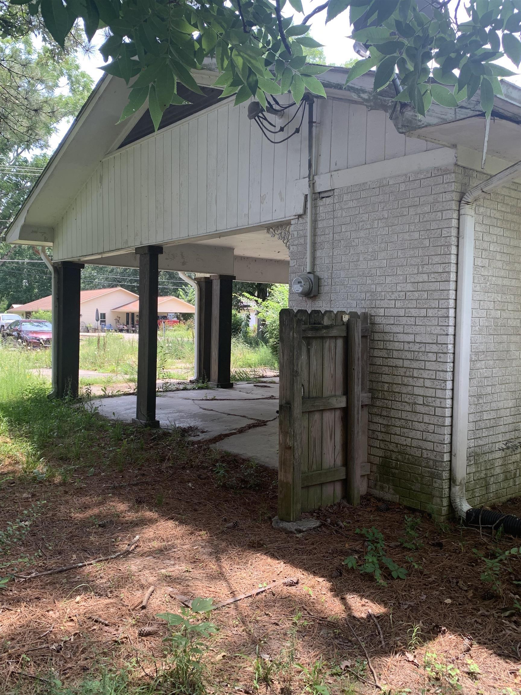 514 W Maxwell  DeWitt, AR