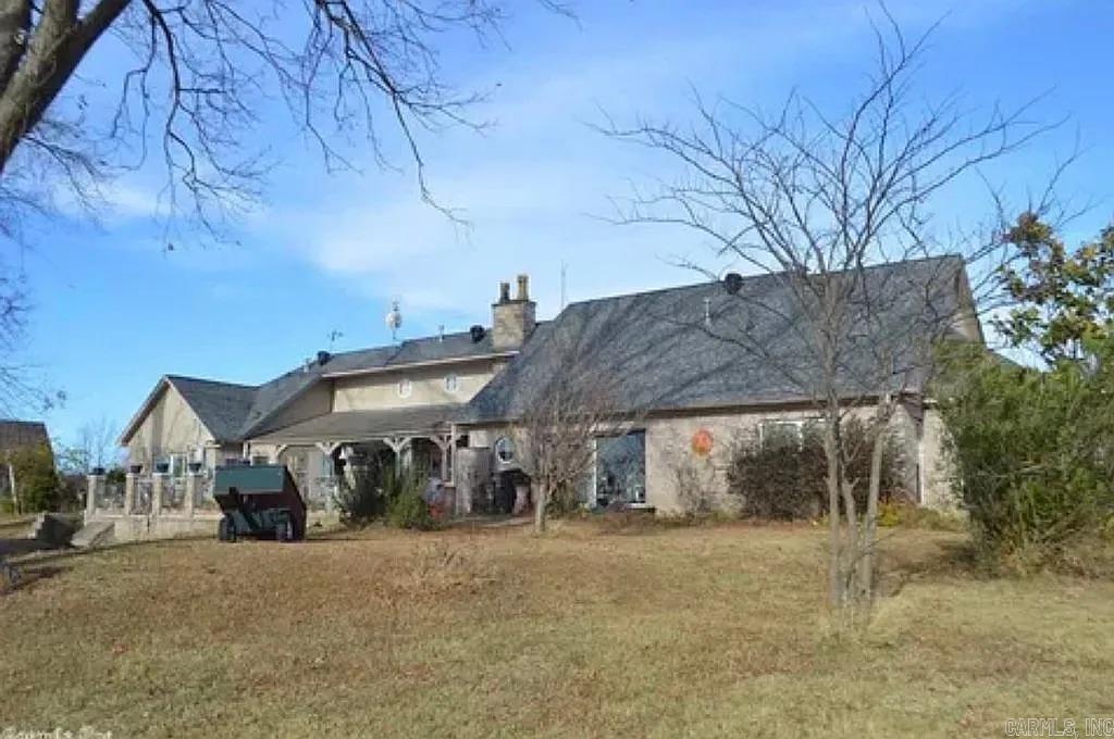 18 River Road Drive East  Mayflower, AR