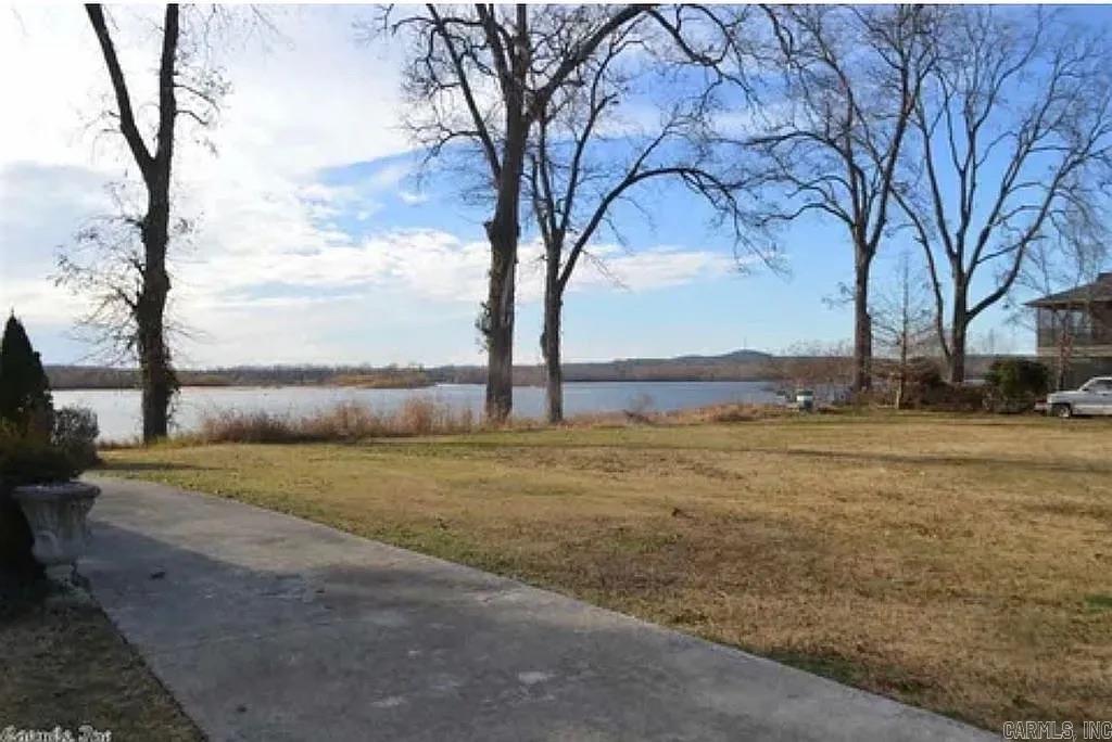 18 River Road Drive East  Mayflower, AR