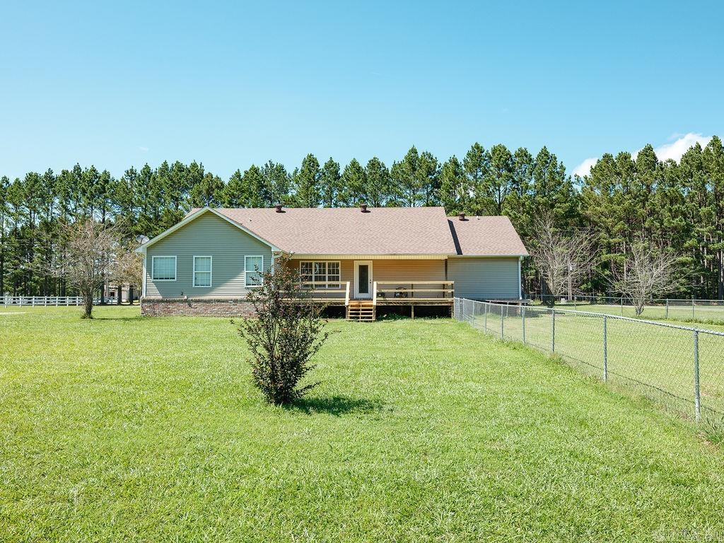 215 County Rd 7488  Sheridan, AR