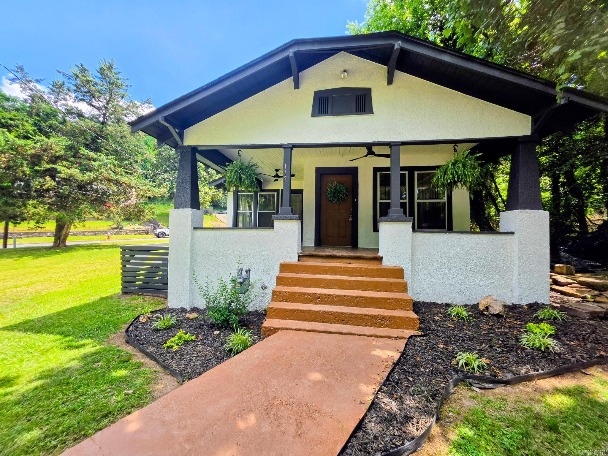 115 Roanoke  Hot Springs, AR