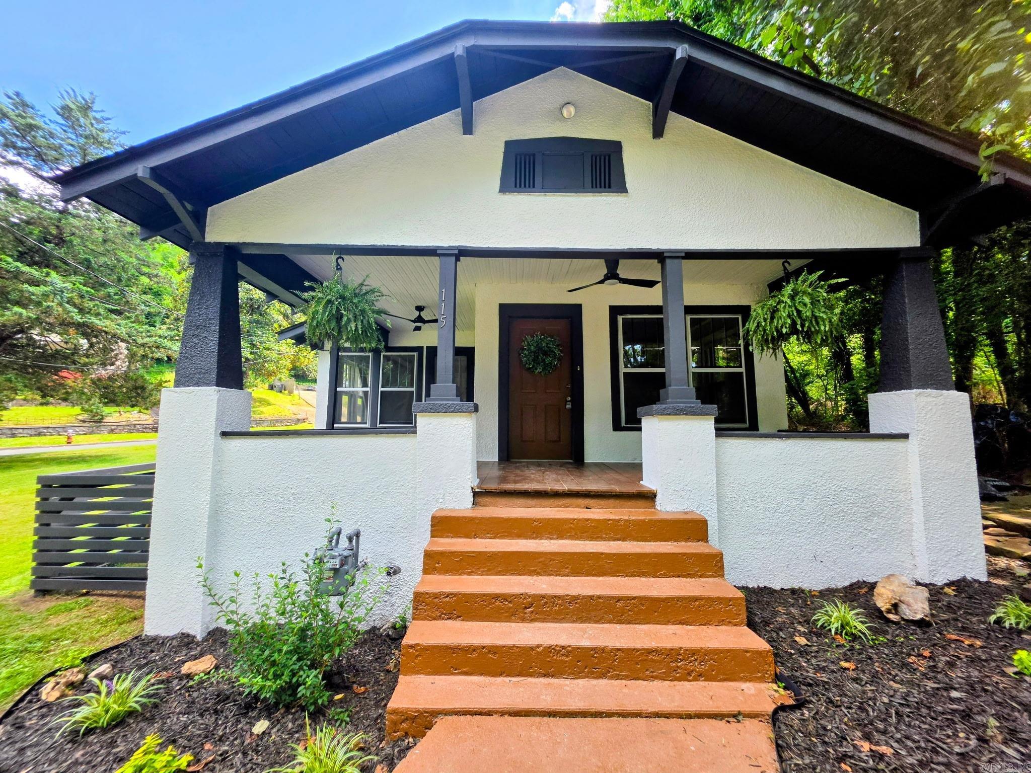 115 Roanoke  Hot Springs, AR
