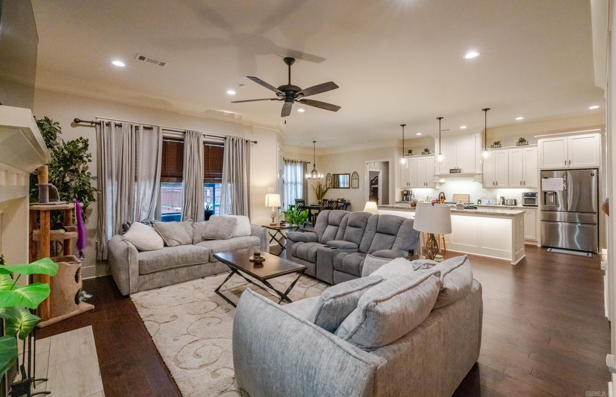 828 Miller glen  Sherwood, AR