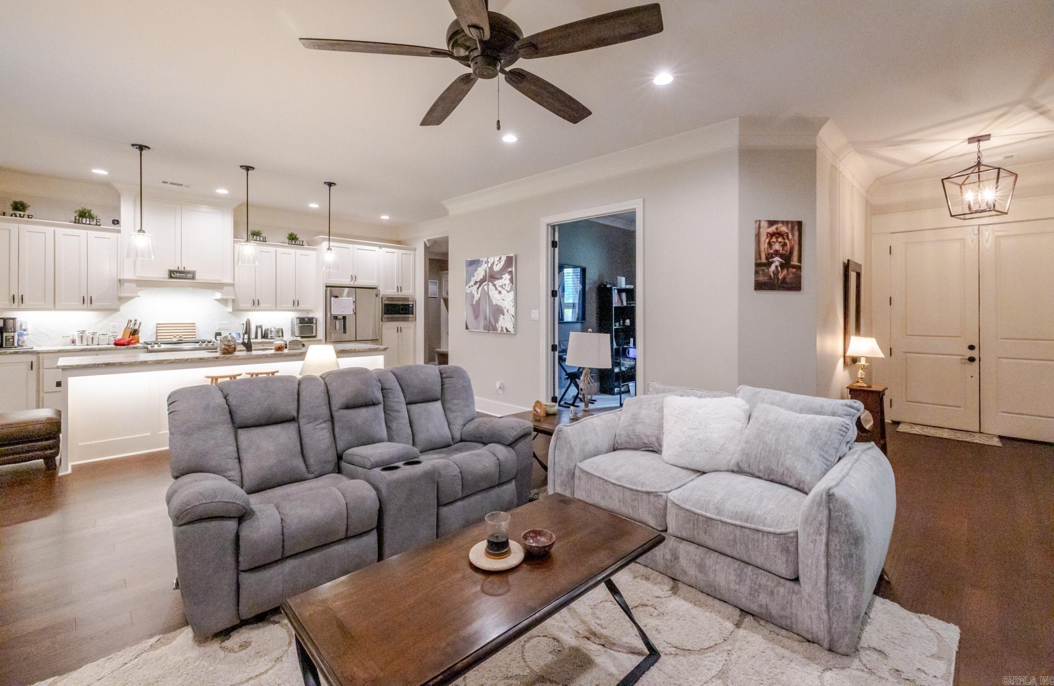 828 Miller glen  Sherwood, AR