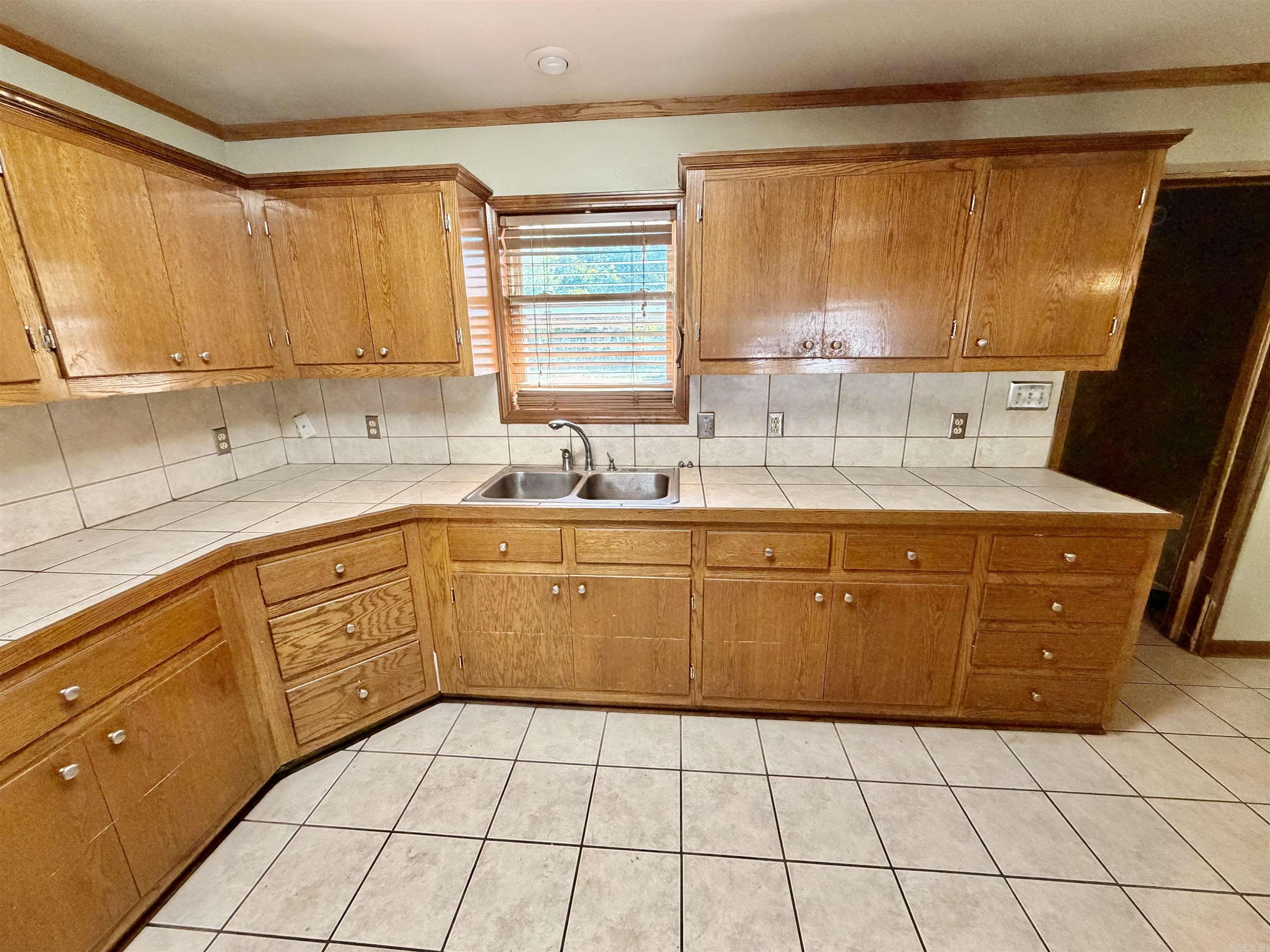 325 S Crestview  Dumas, AR