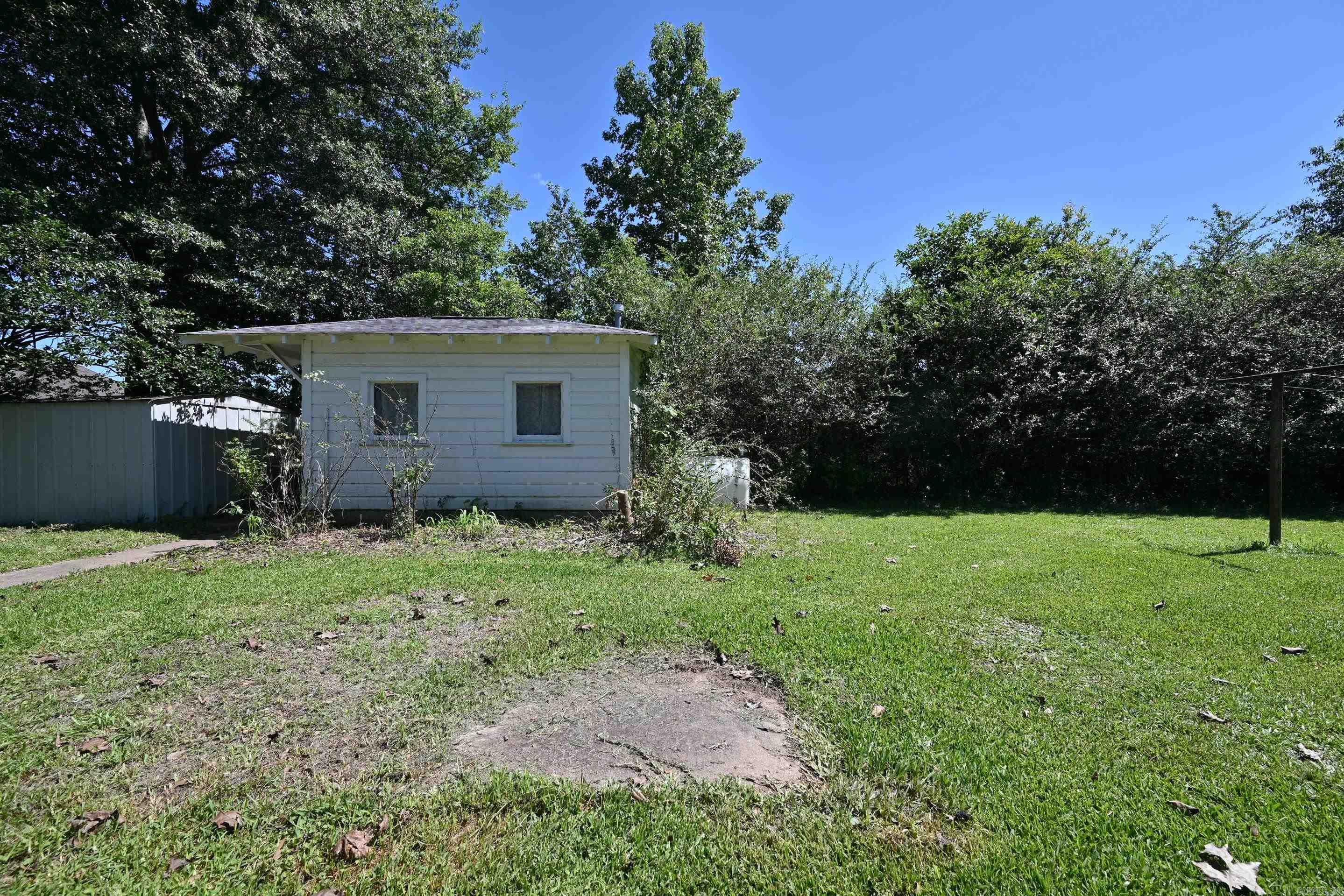 8305 E Cherry  Benton, AR