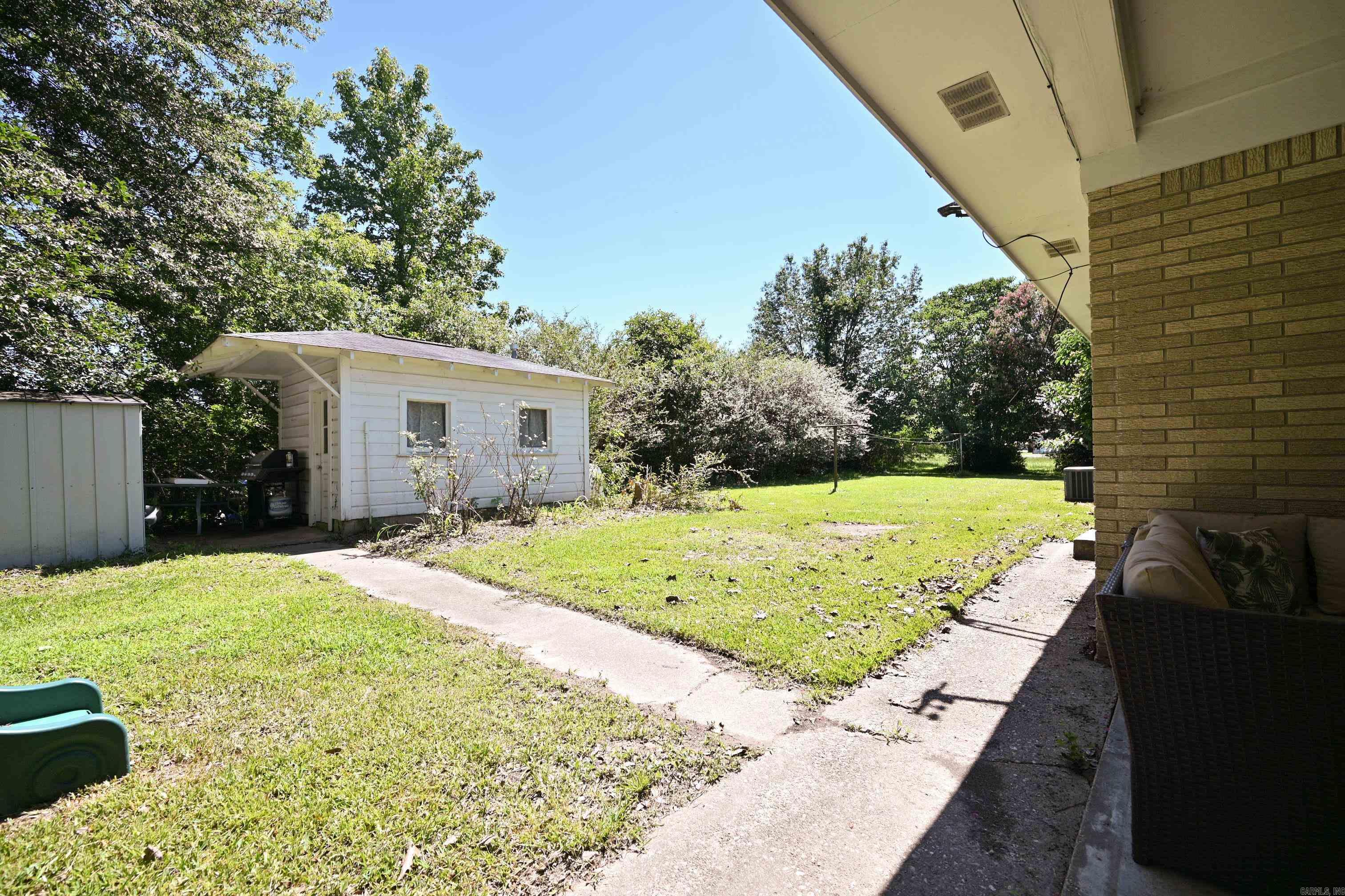 8305 E Cherry  Benton, AR