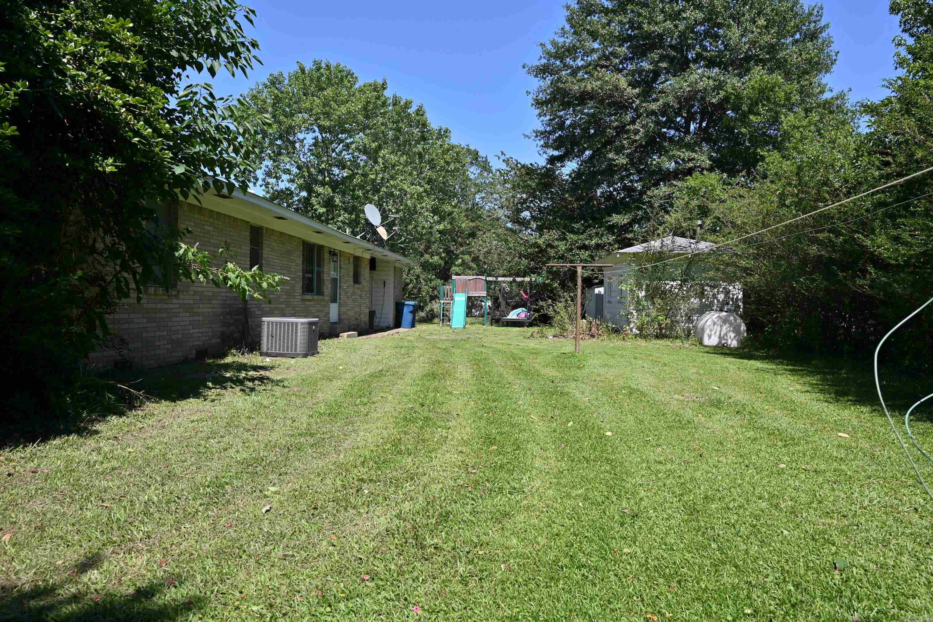 8305 E Cherry  Benton, AR