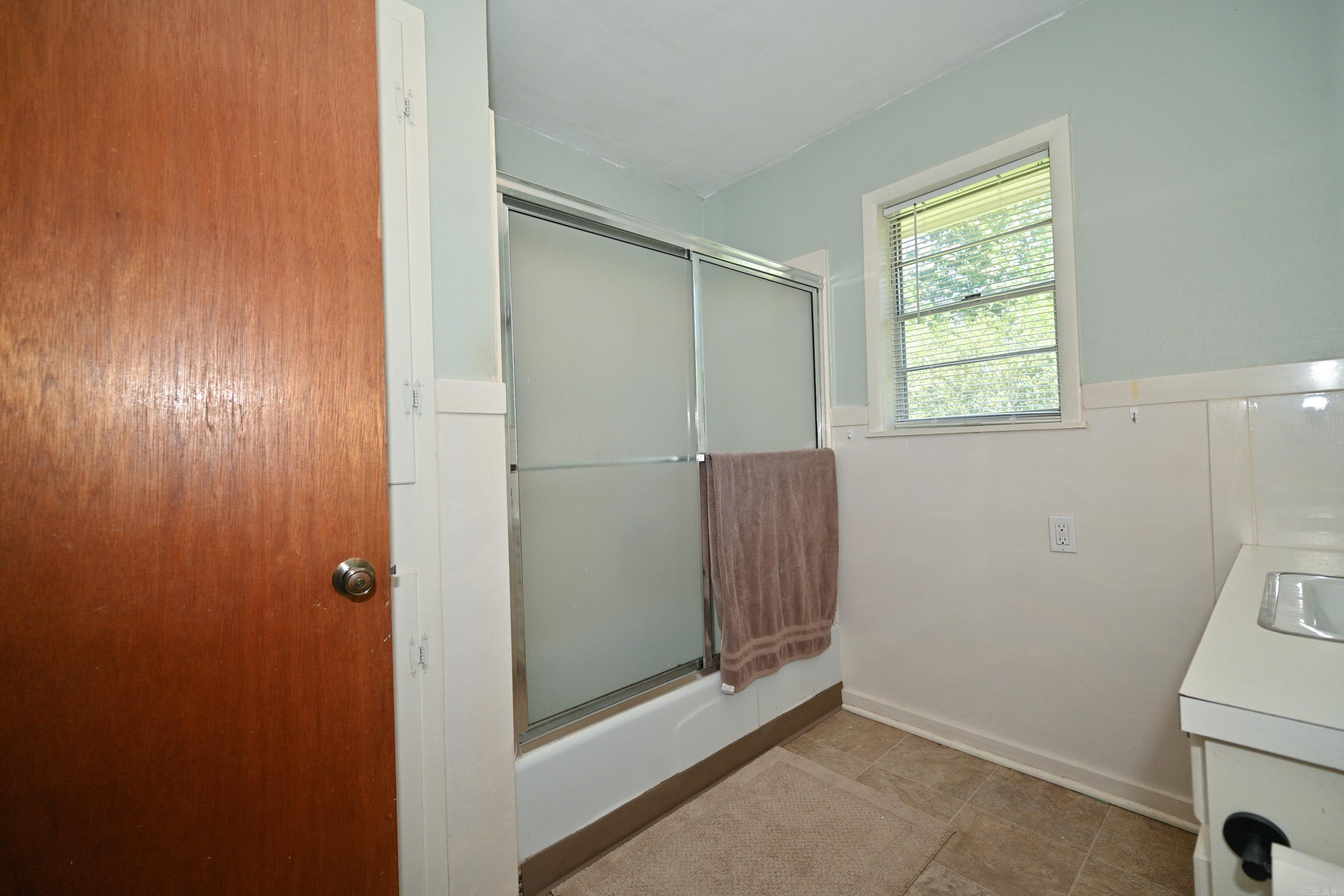 8305 E Cherry  Benton, AR