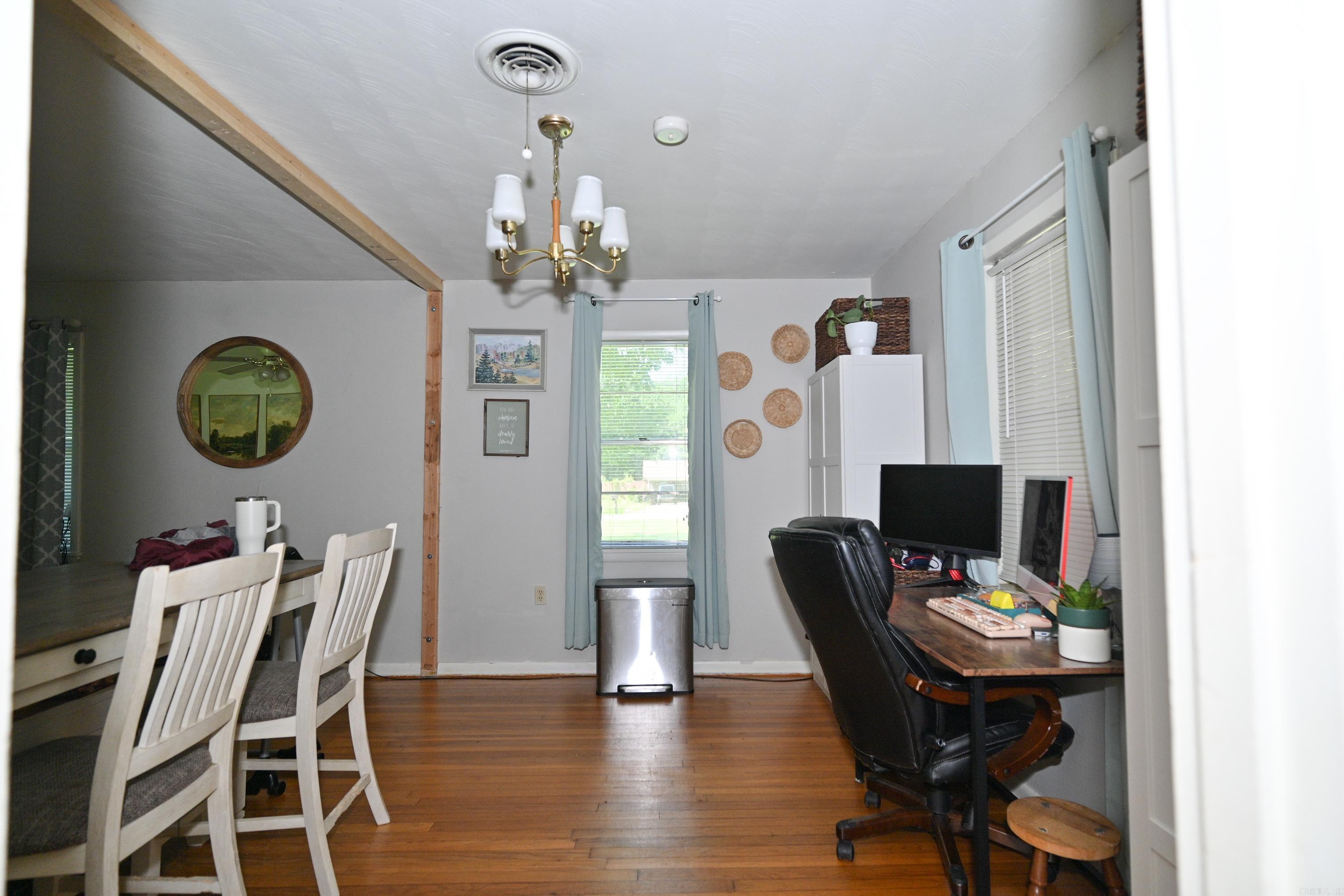 8305 E Cherry  Benton, AR
