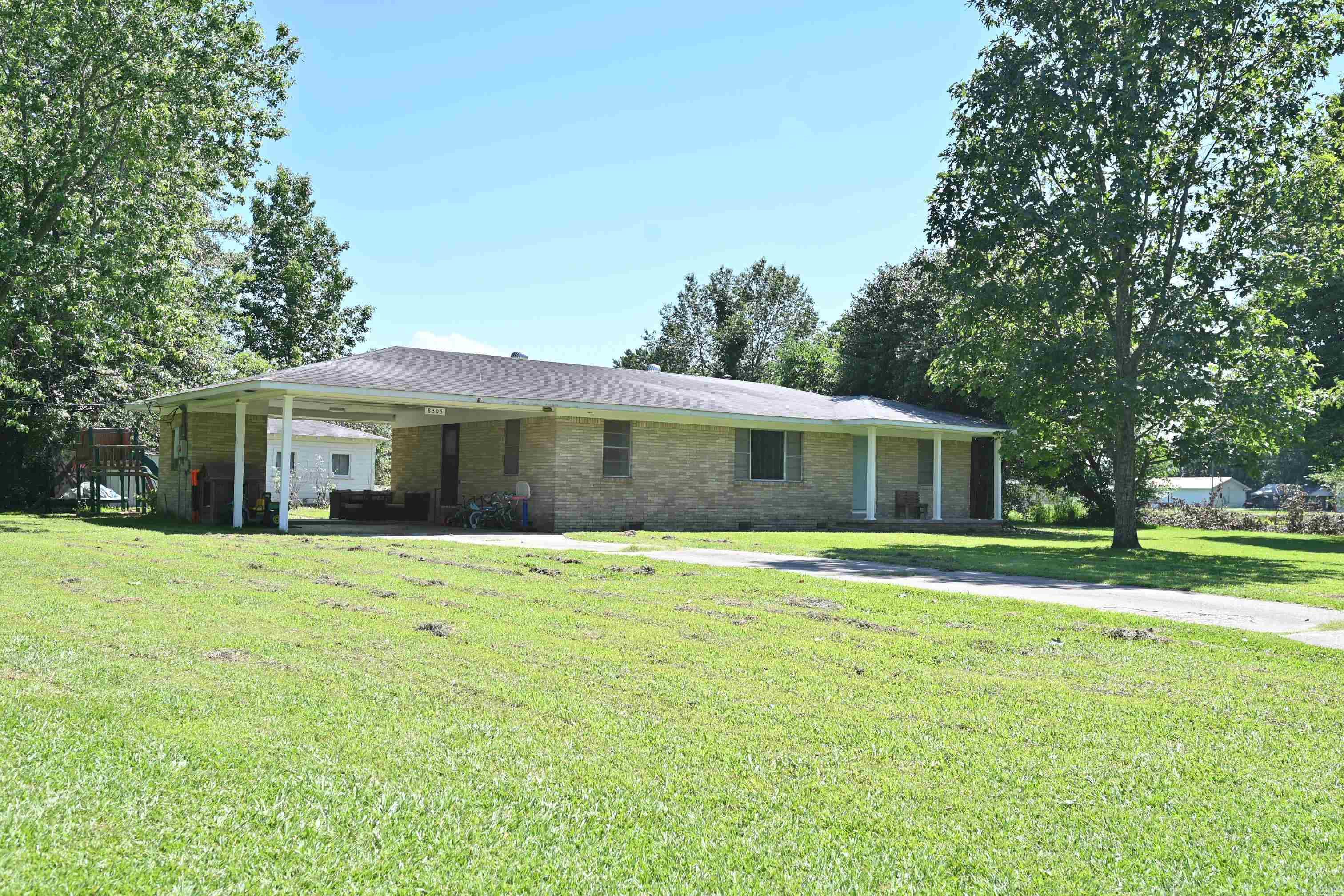 8305 E Cherry  Benton, AR