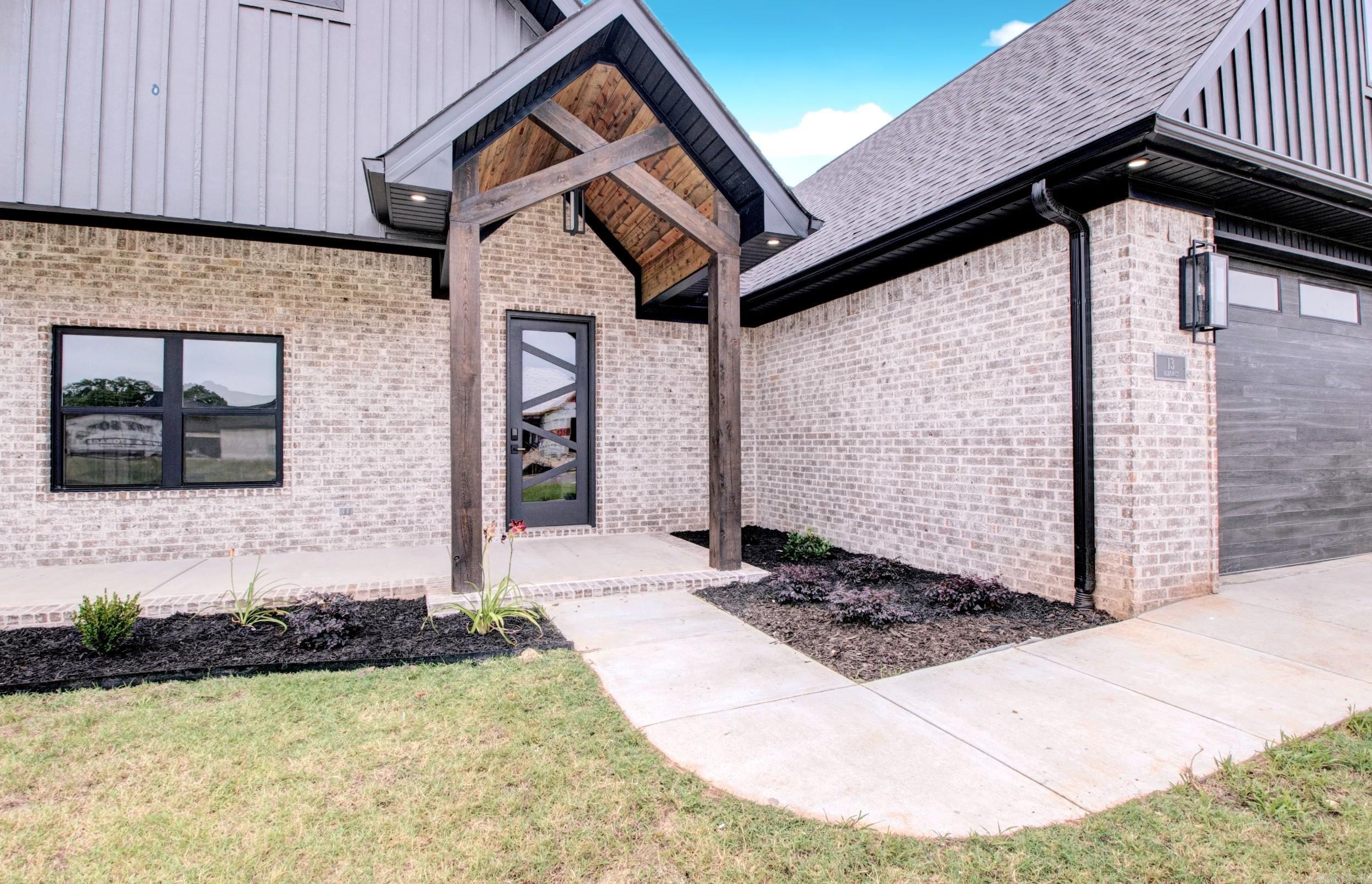 13 Albion Ct  Cabot, AR