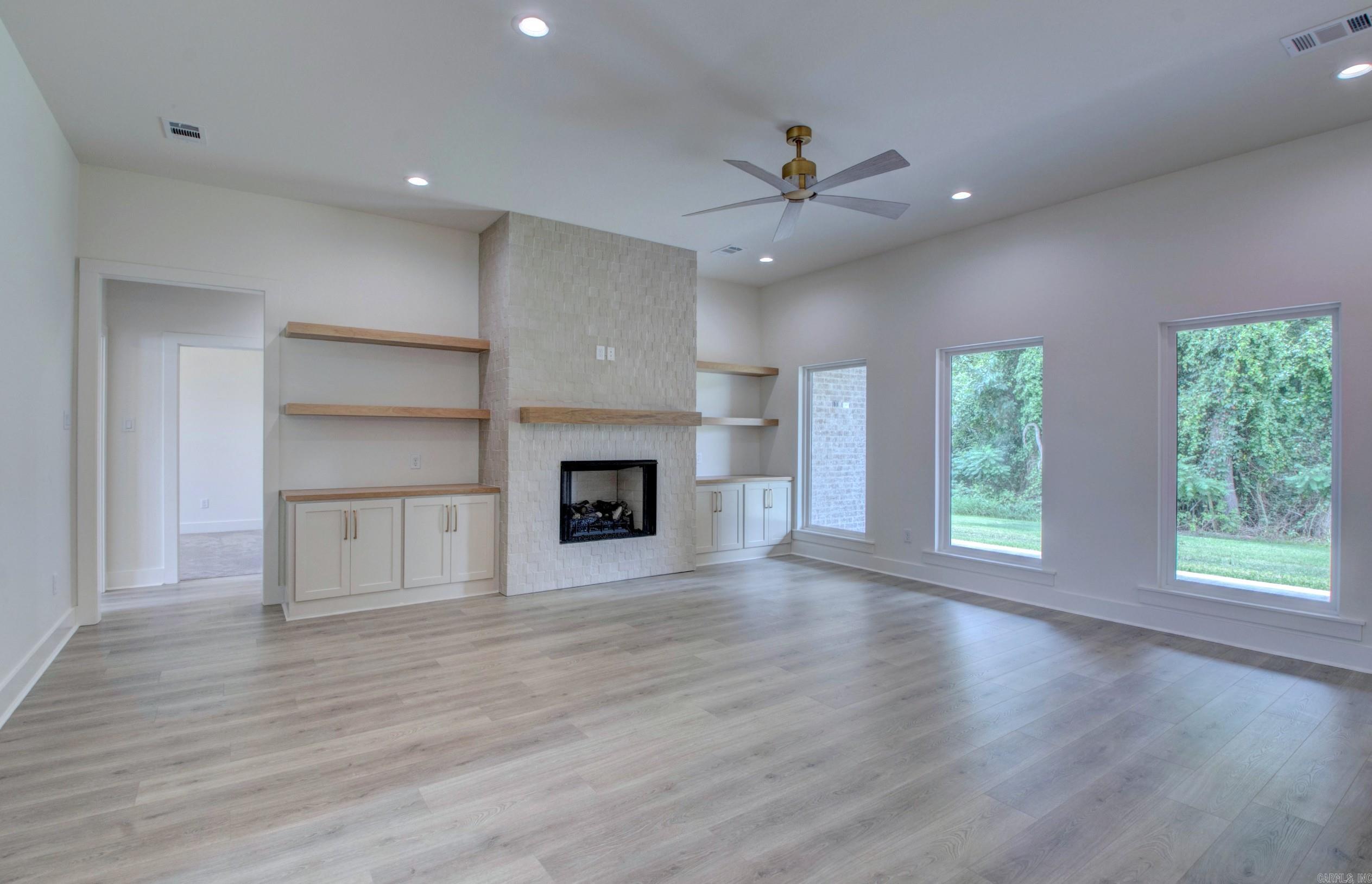 13 Albion Ct  Cabot, AR
