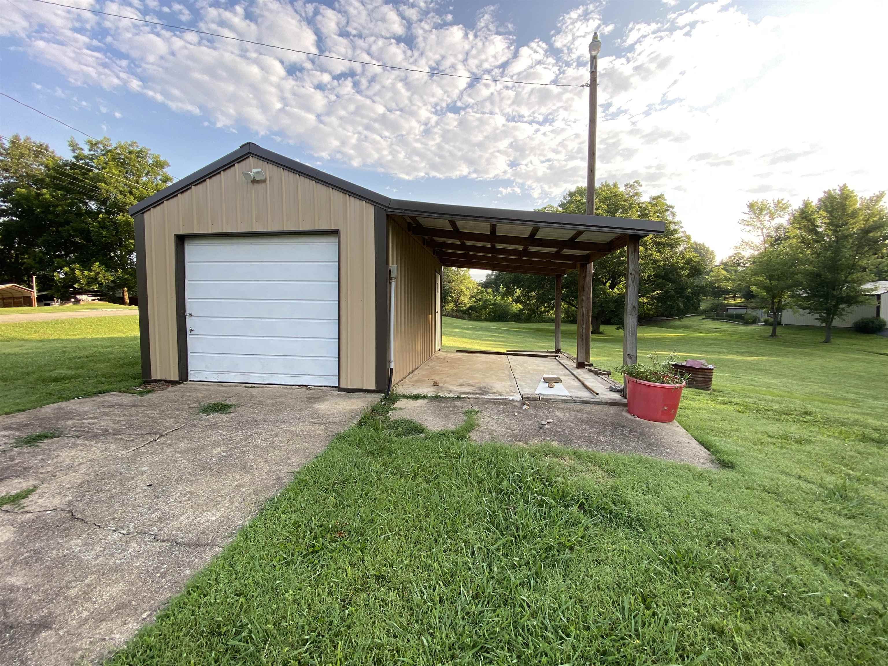 990 Elm  Black Rock, AR
