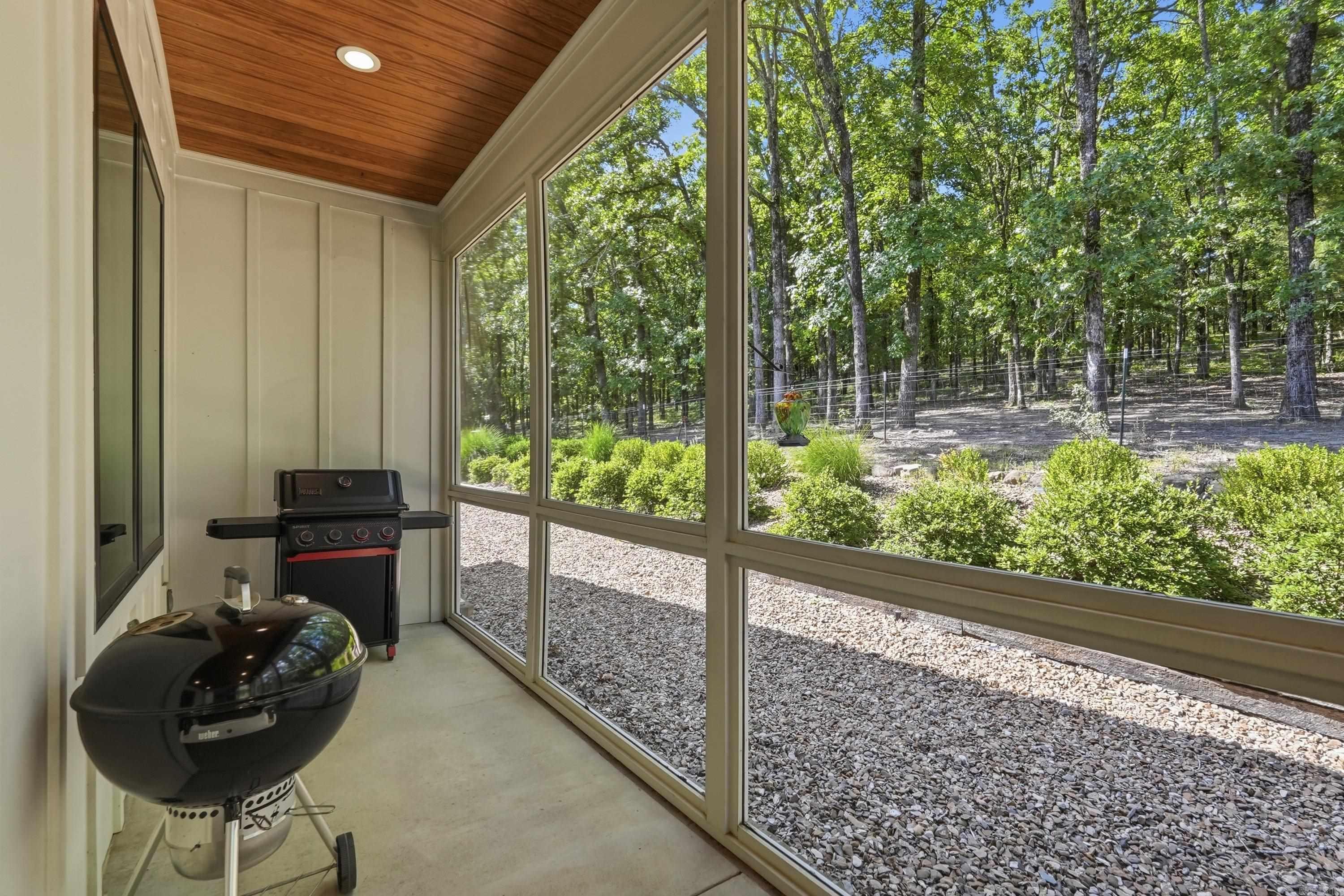 49 Goshen Valley Dr  Mayflower, AR