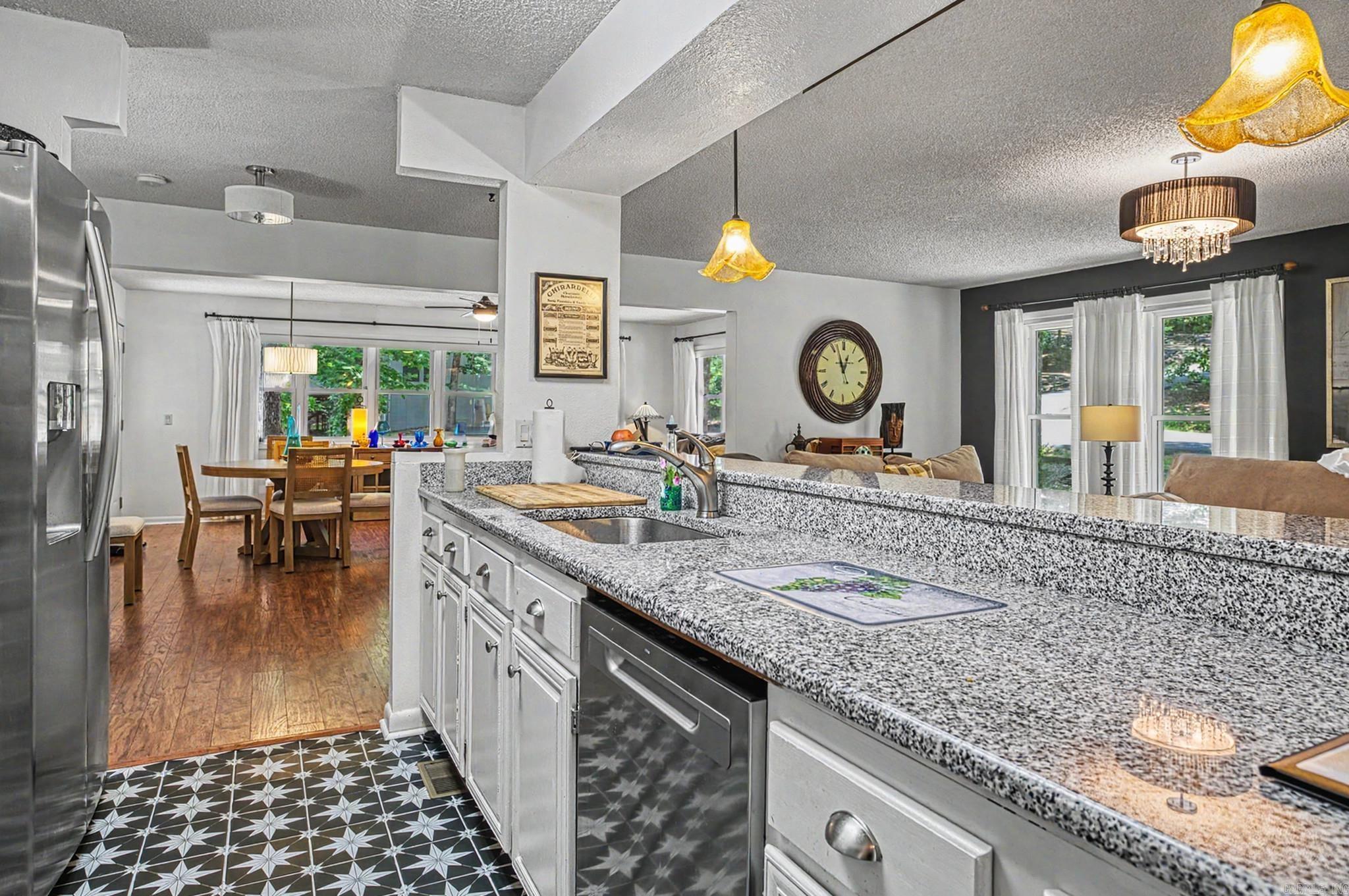 3 N Badalona Drive  Hot Springs Village, AR